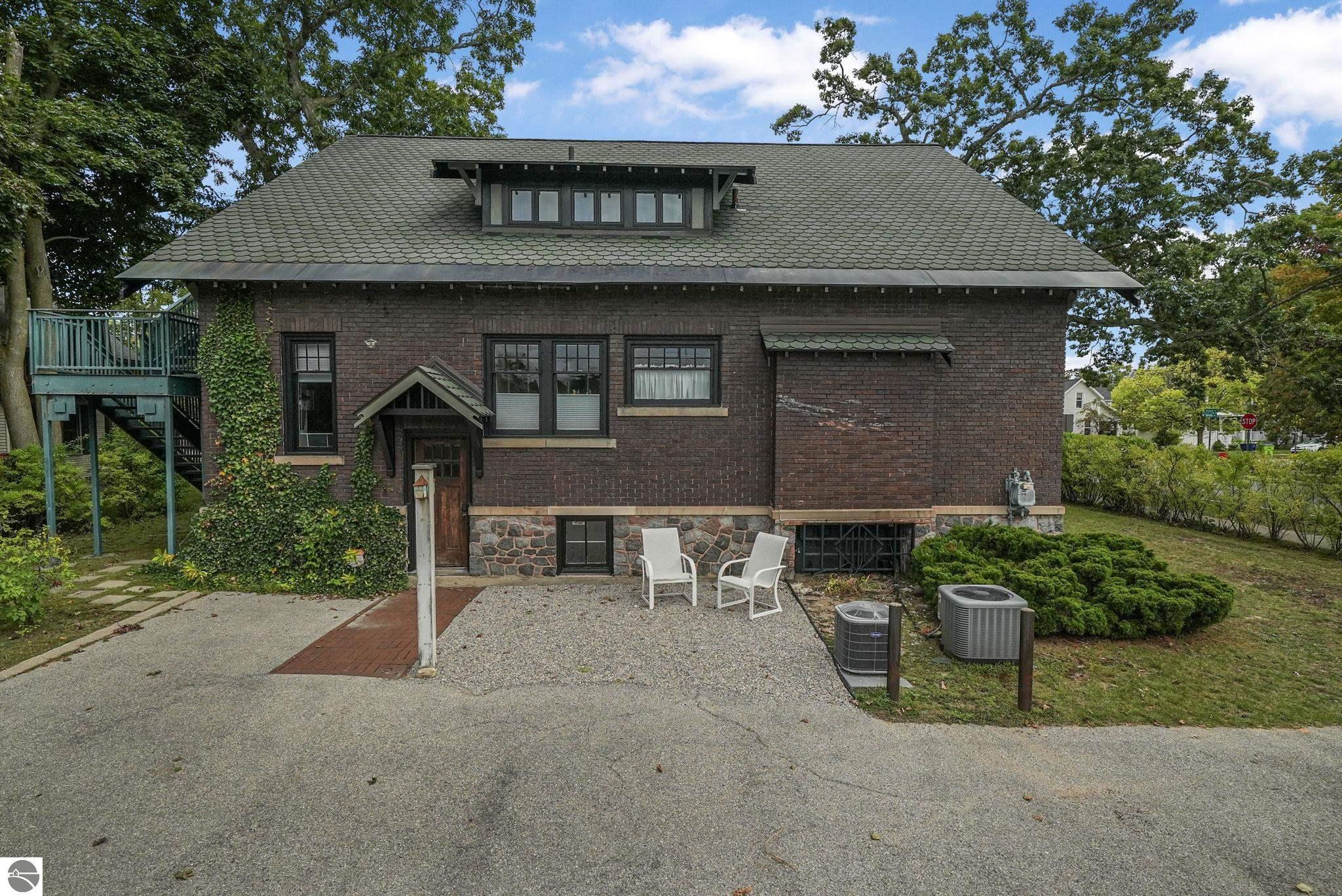 530 South Union Street