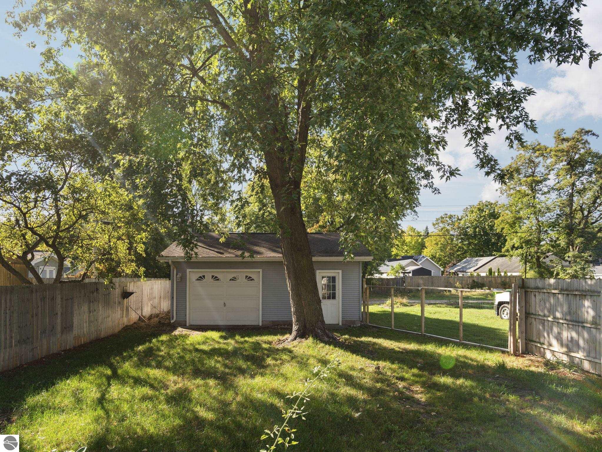 111 W Fourteenth Street