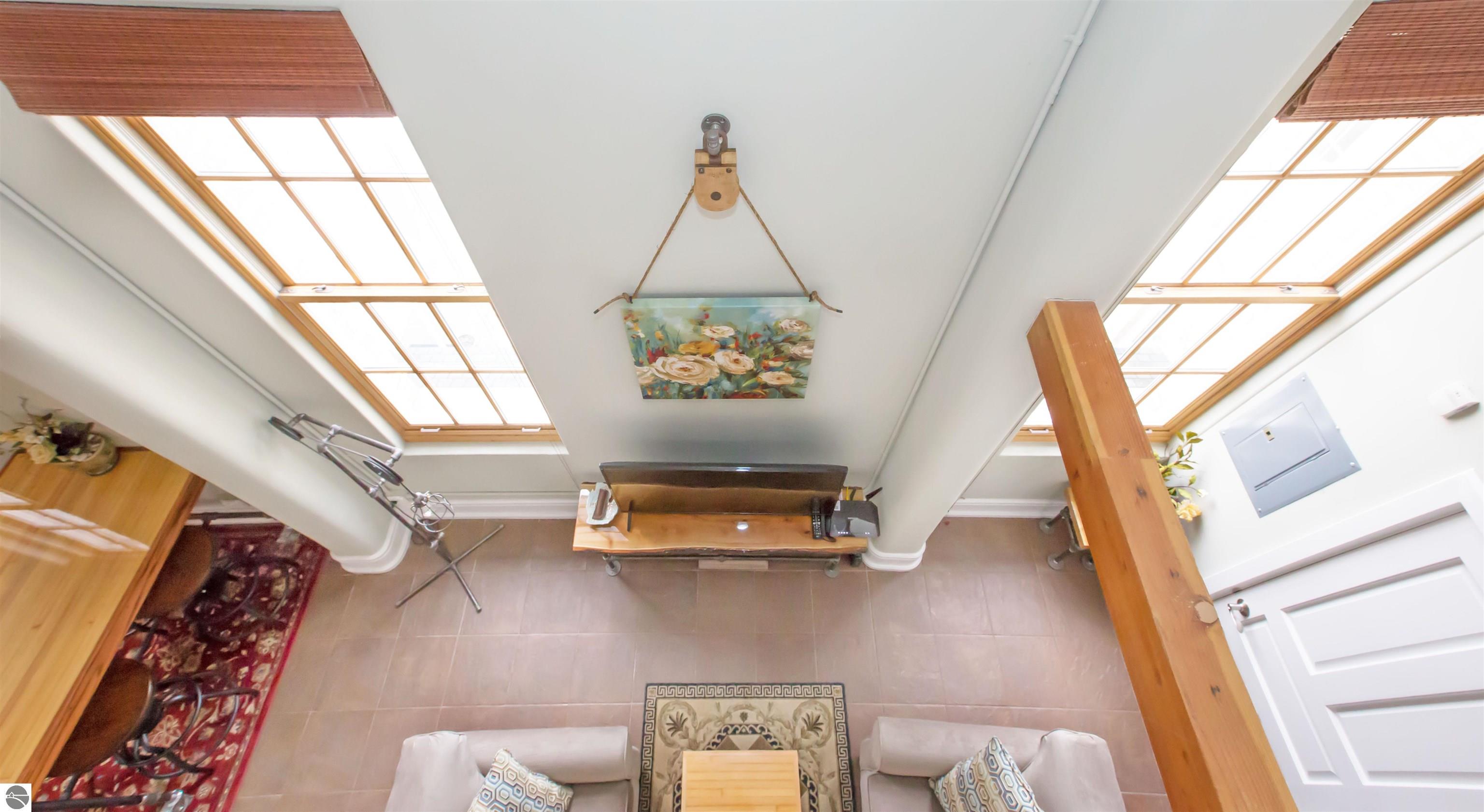 800 Cottageview Drive # 313