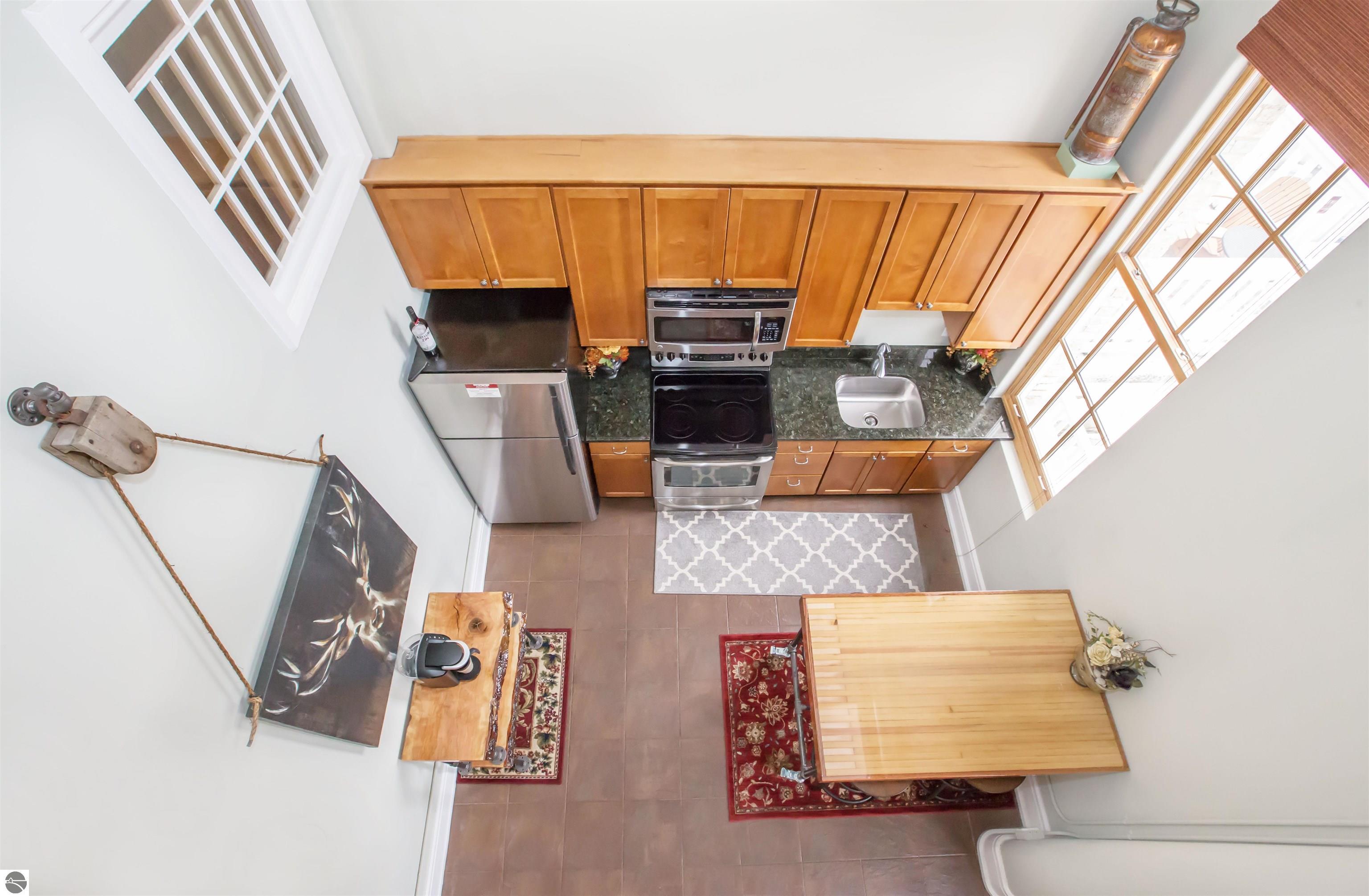 800 Cottageview Drive # 313