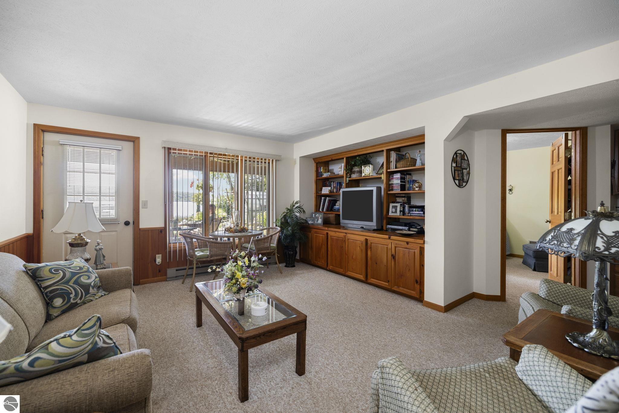 4361 East Shore Drive