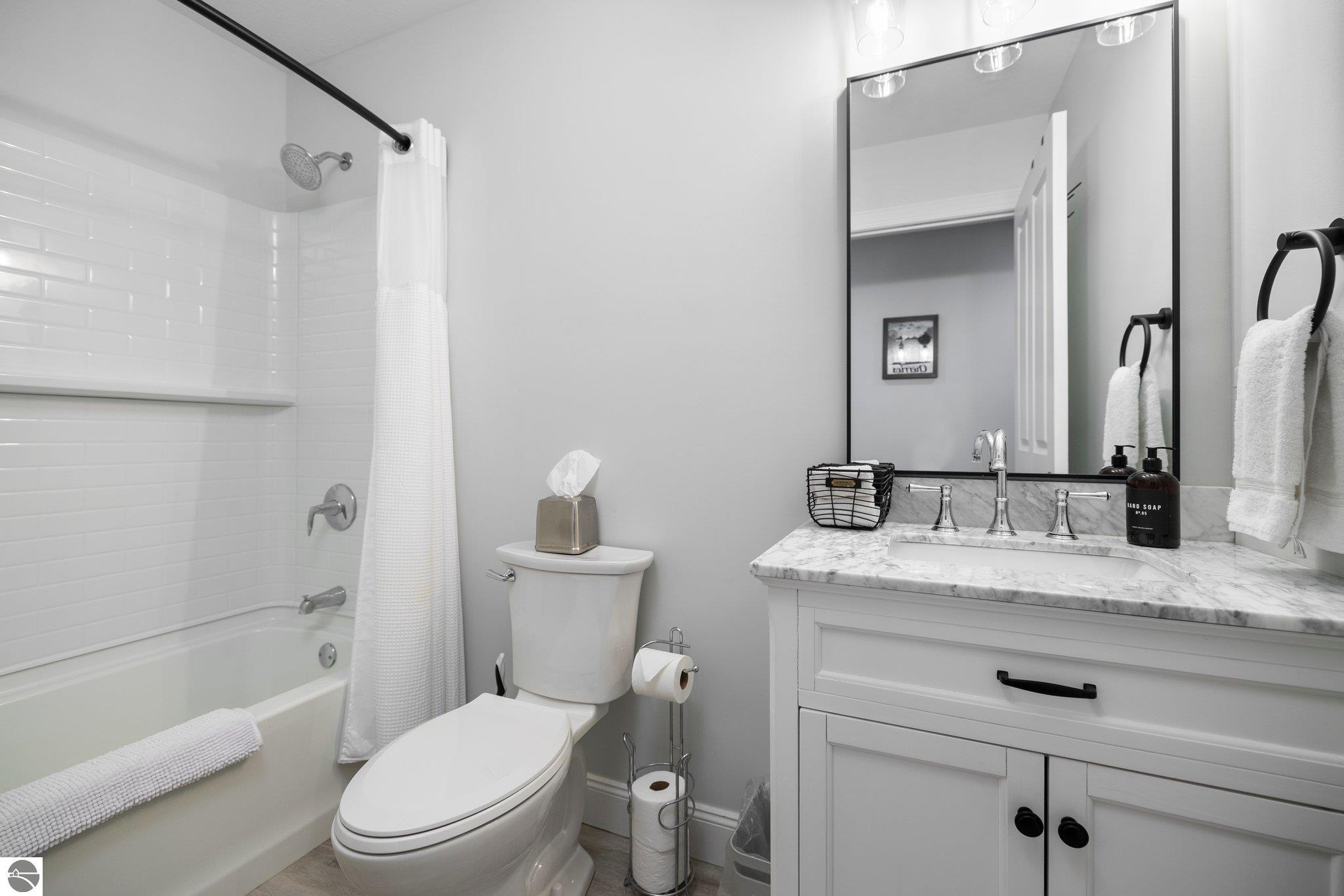 715 E State Street # 28