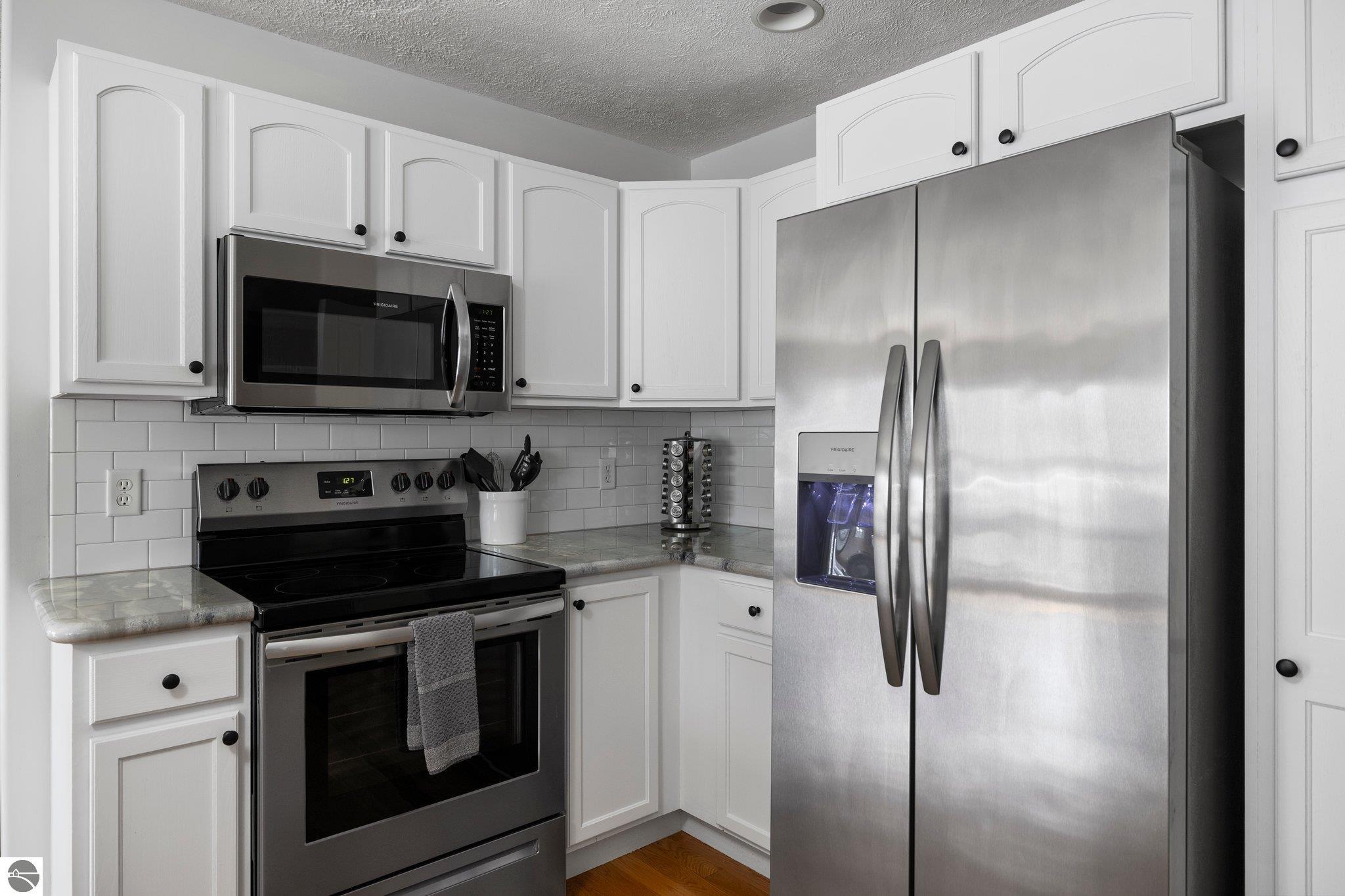715 E State Street # 28