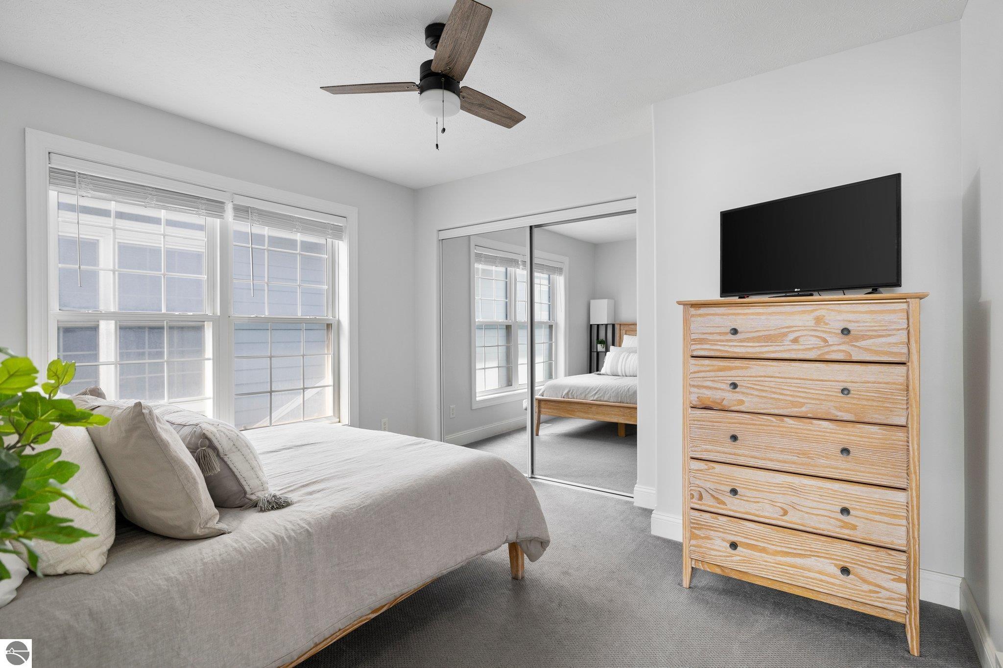 715 E State Street # 28