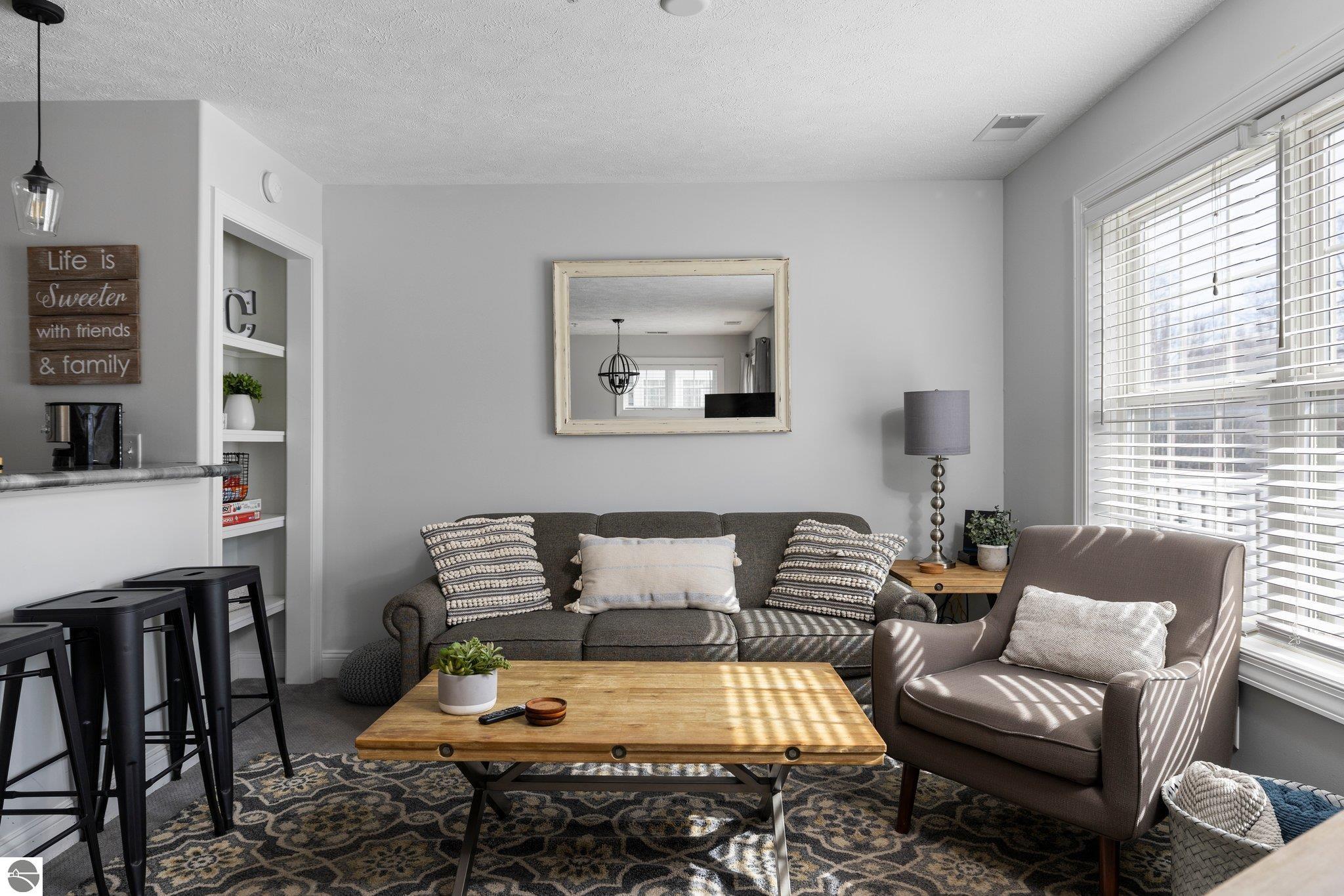 715 E State Street # 28