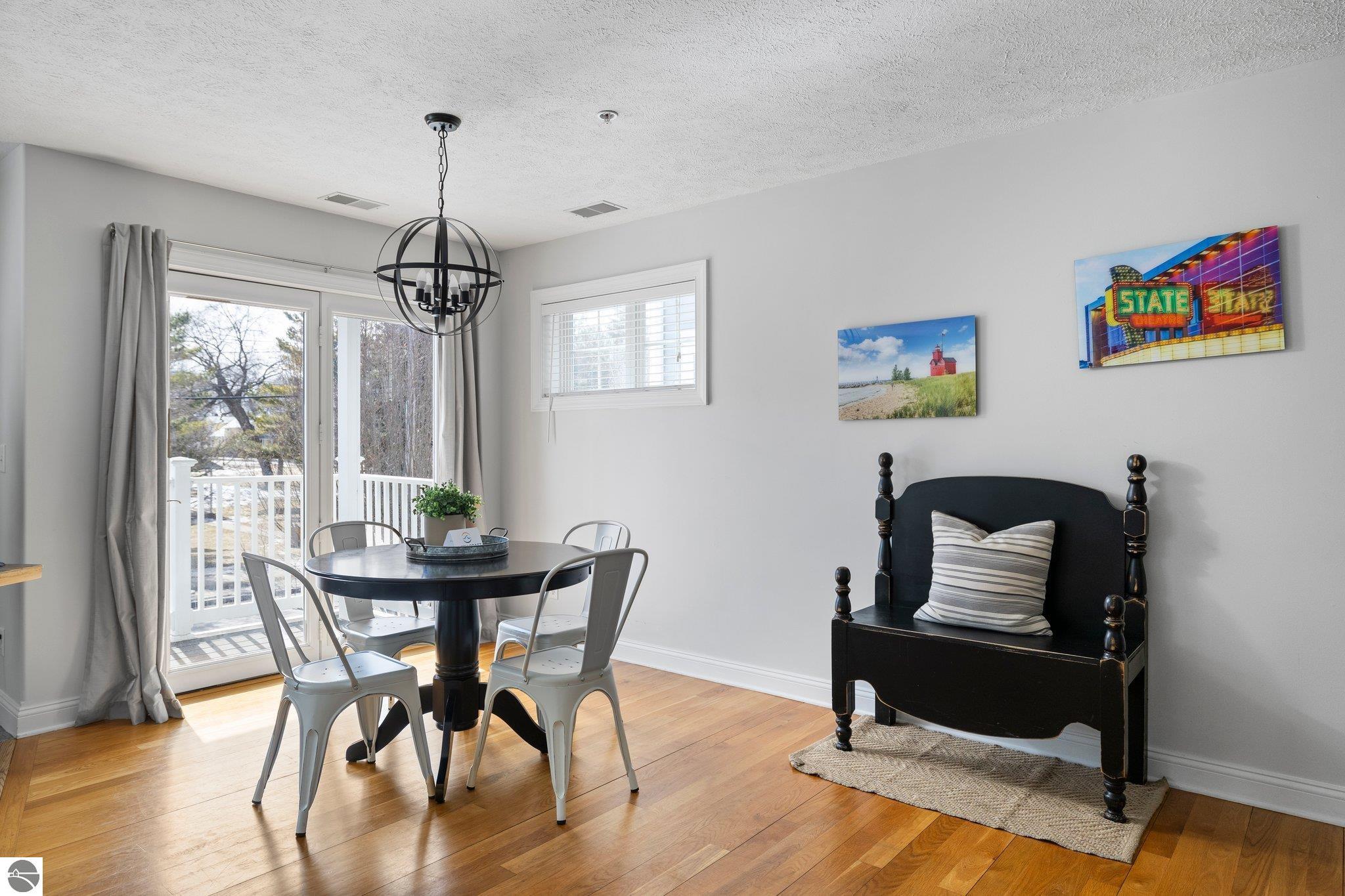 715 E State Street # 28