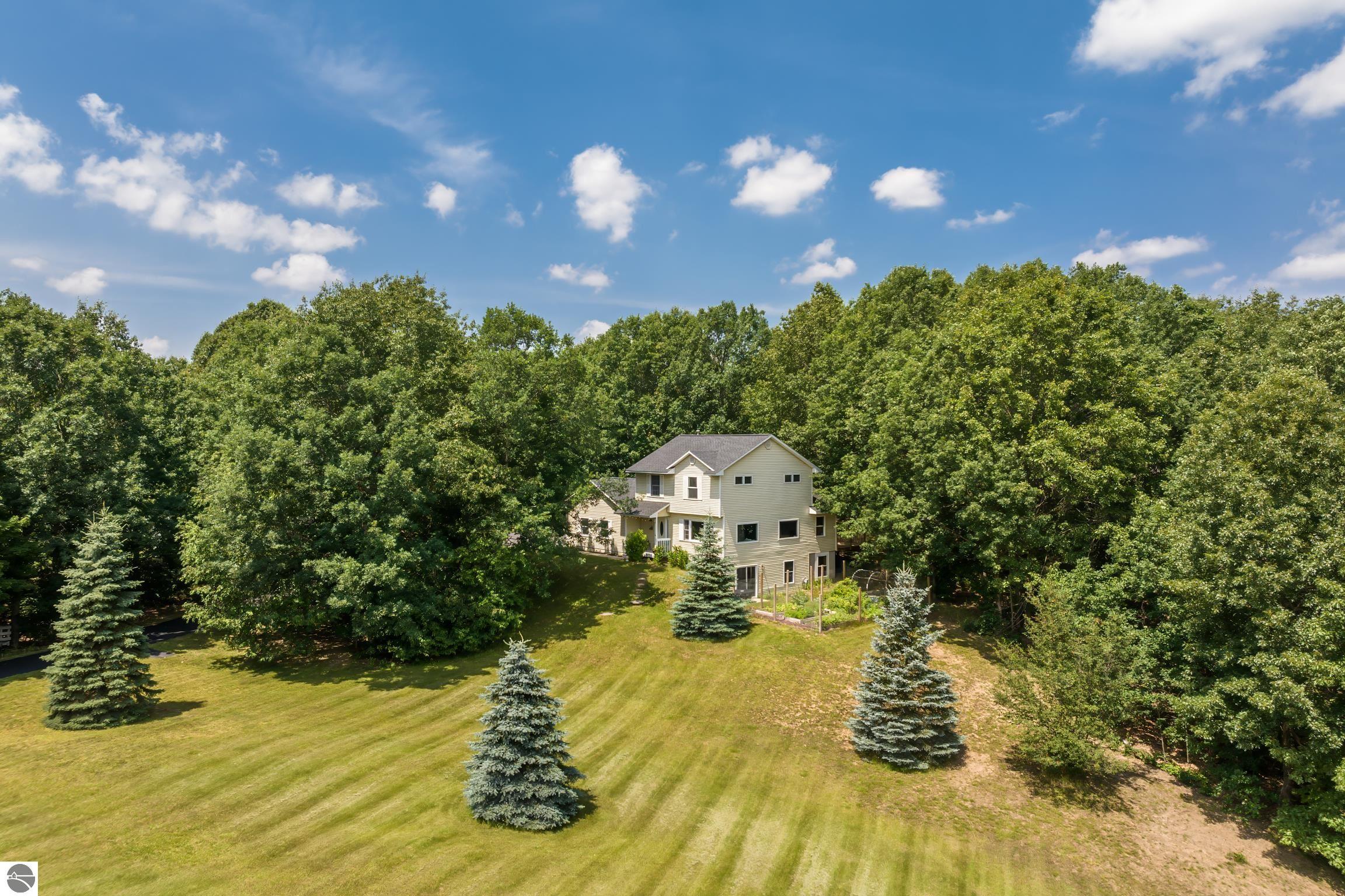 2219 Black Forest Lane