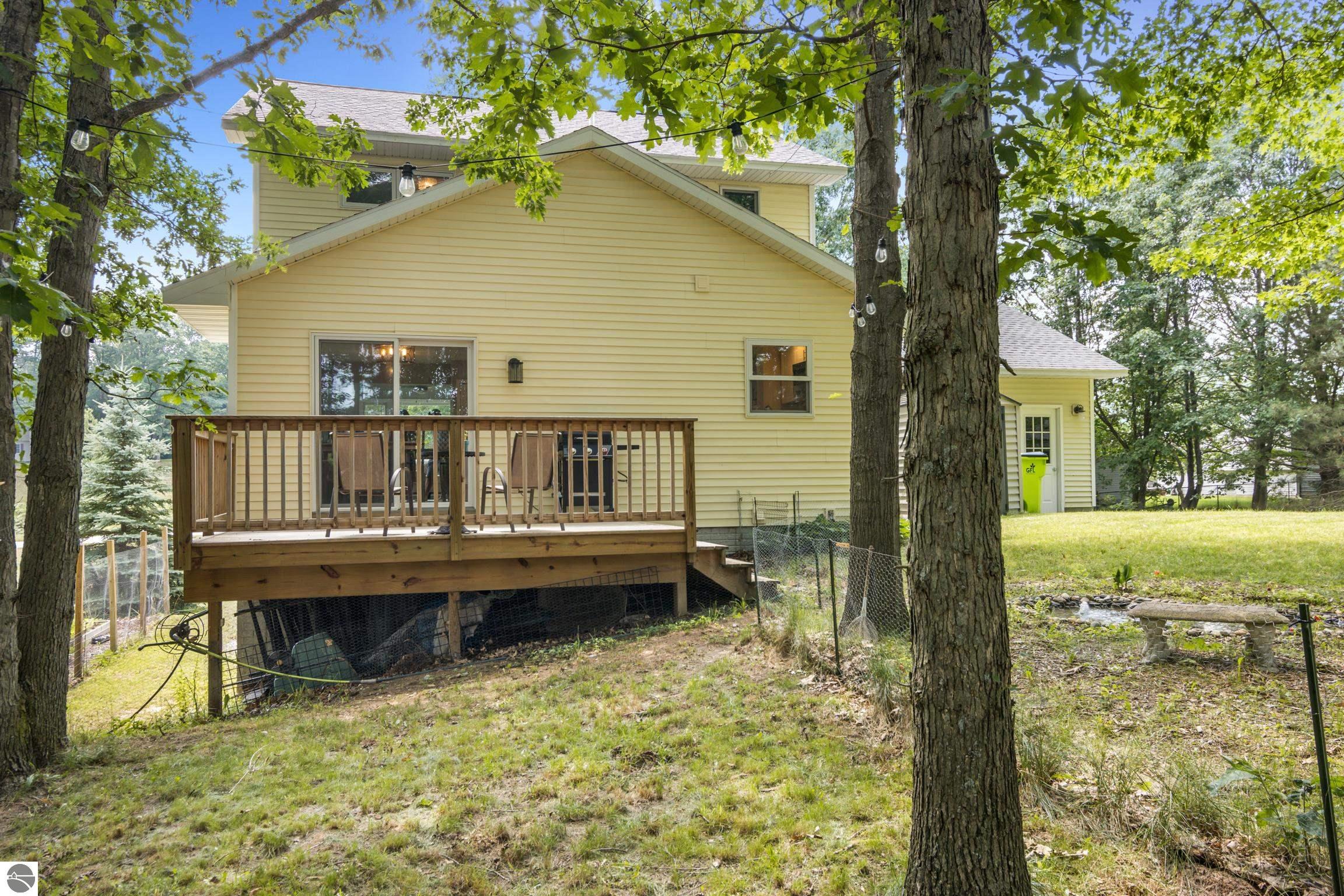 2219 Black Forest Lane