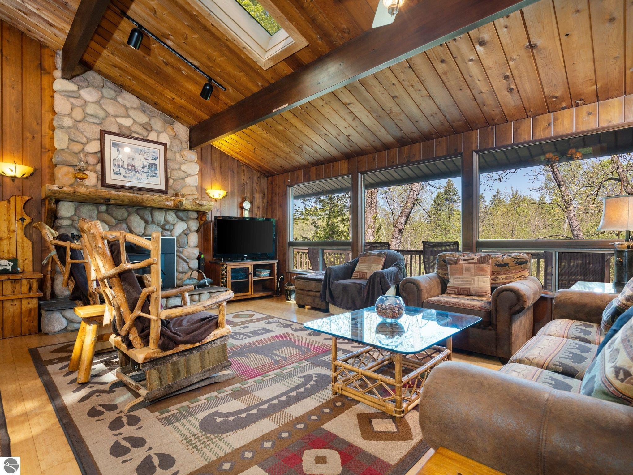 2899 River Bend Road