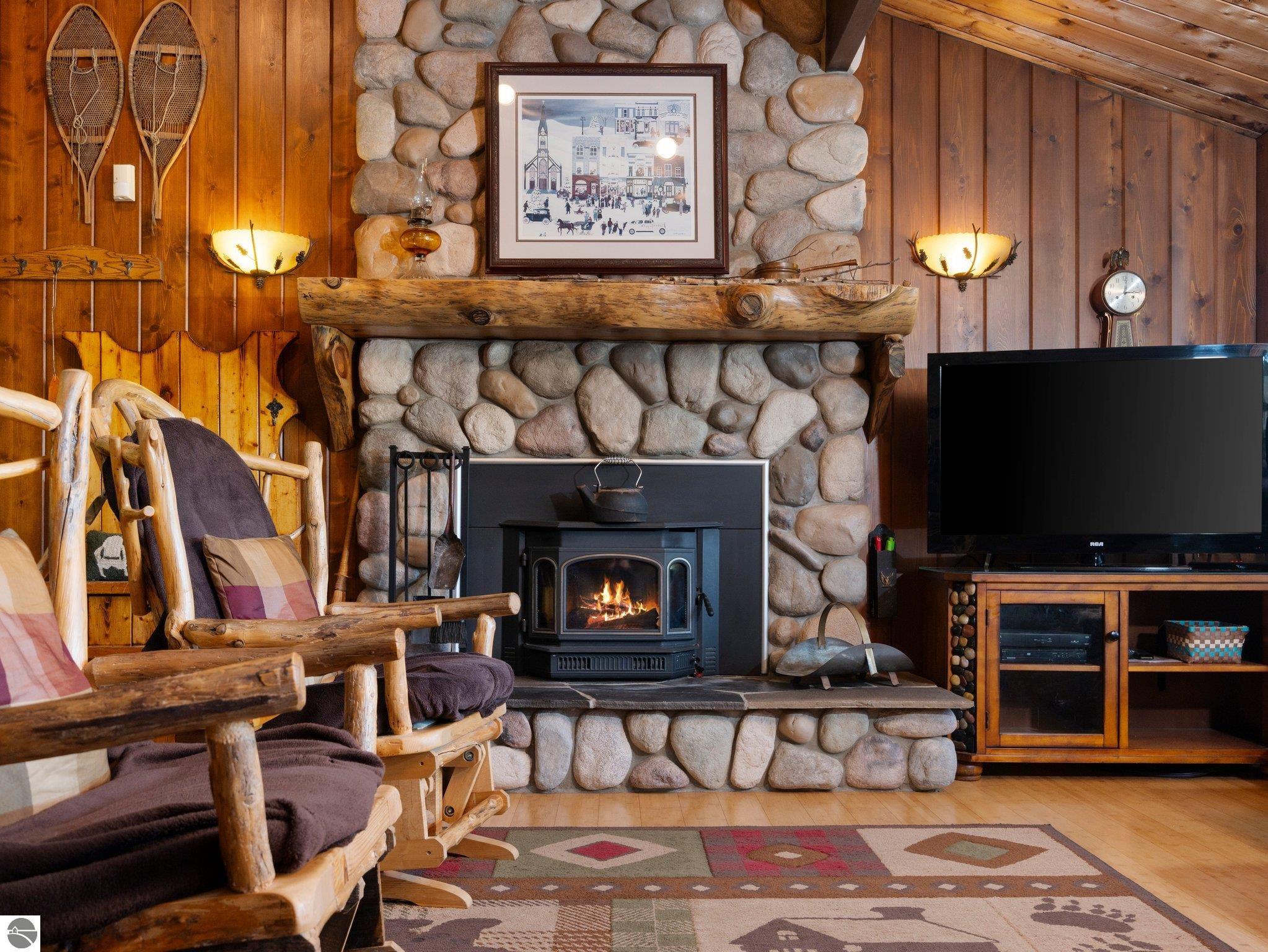 2899 River Bend Road