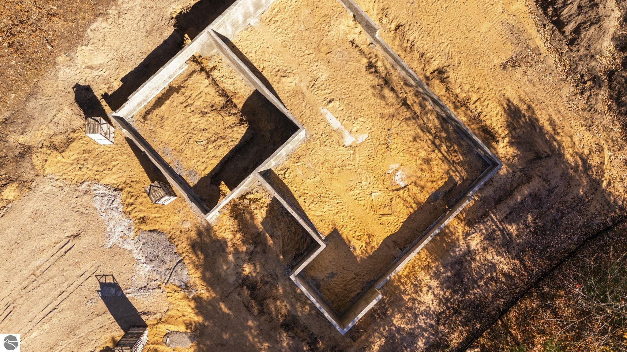 TBB 3494 Village Circle Drive, Traverse City