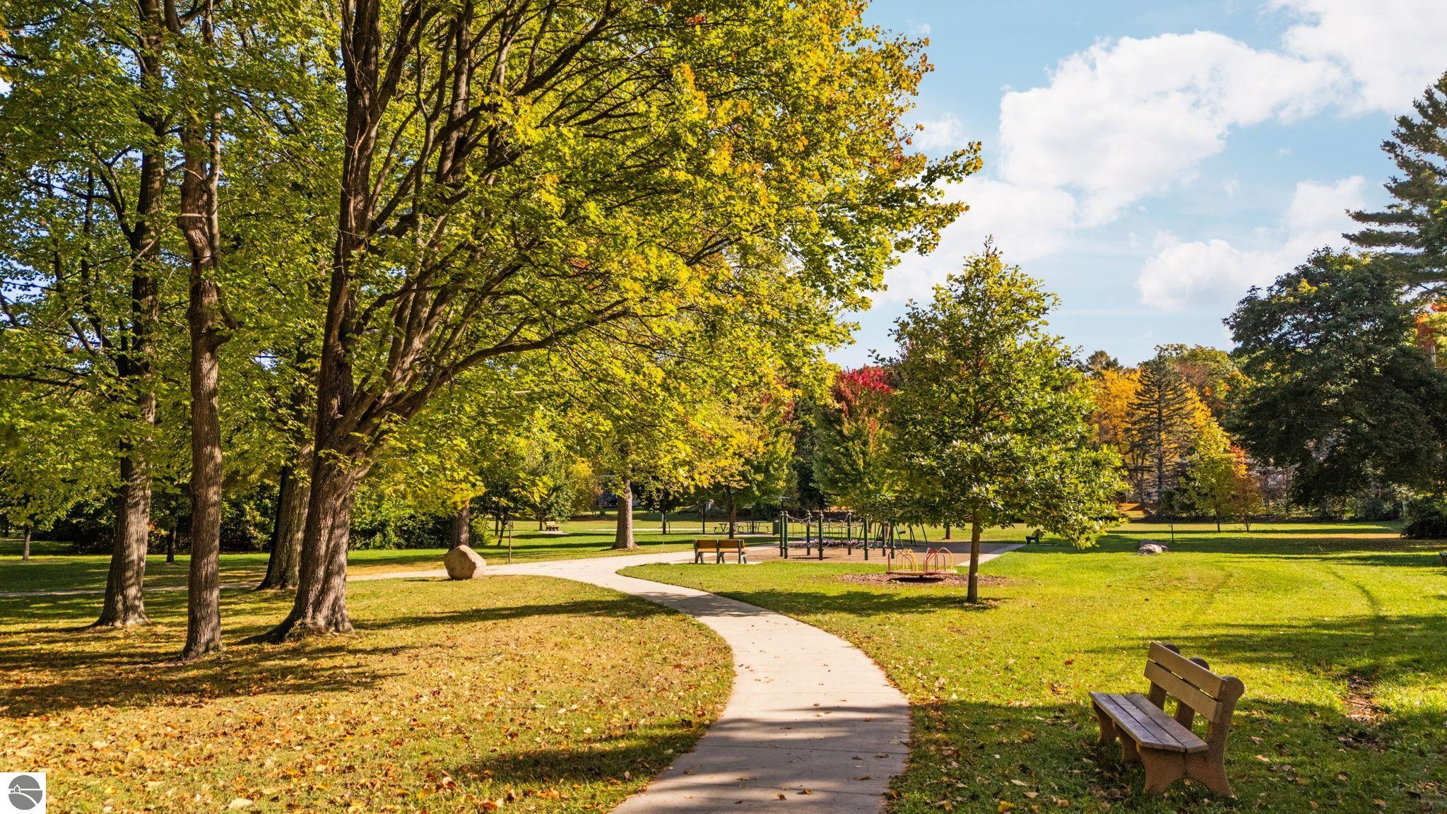 624 Eastwood Avenue, Traverse City