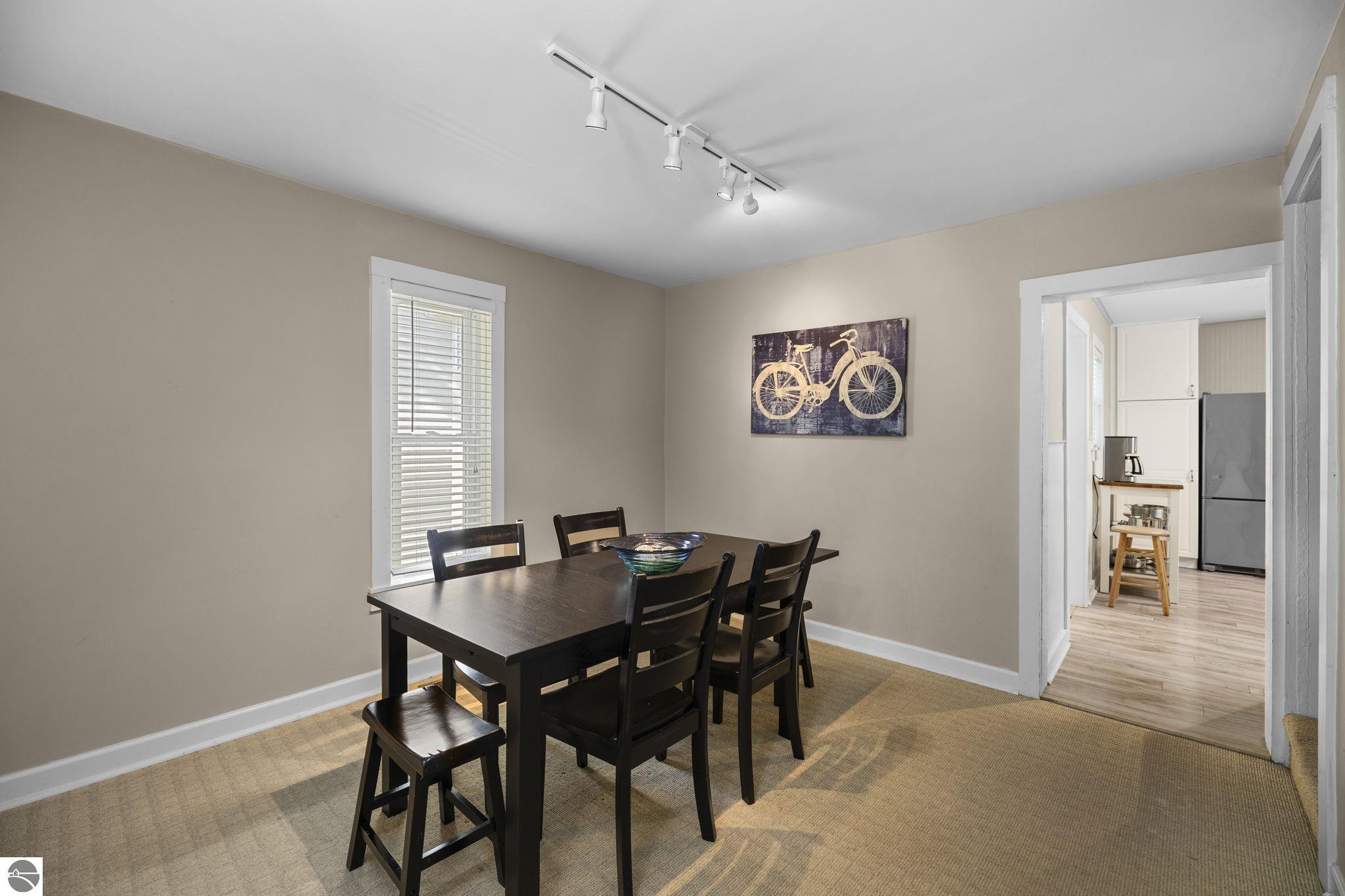 637,639,641 E Eighth Street, Traverse City