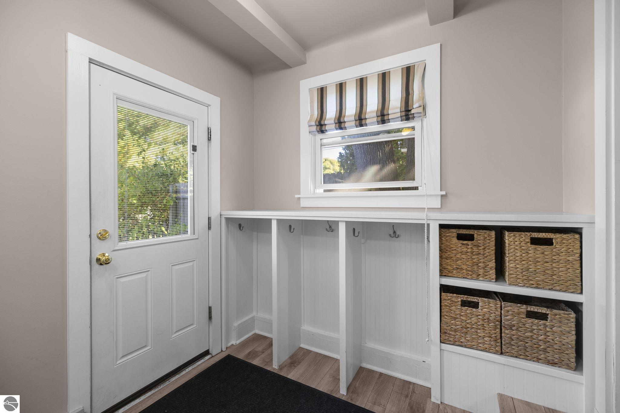 637,639,641 E Eighth Street, Traverse City