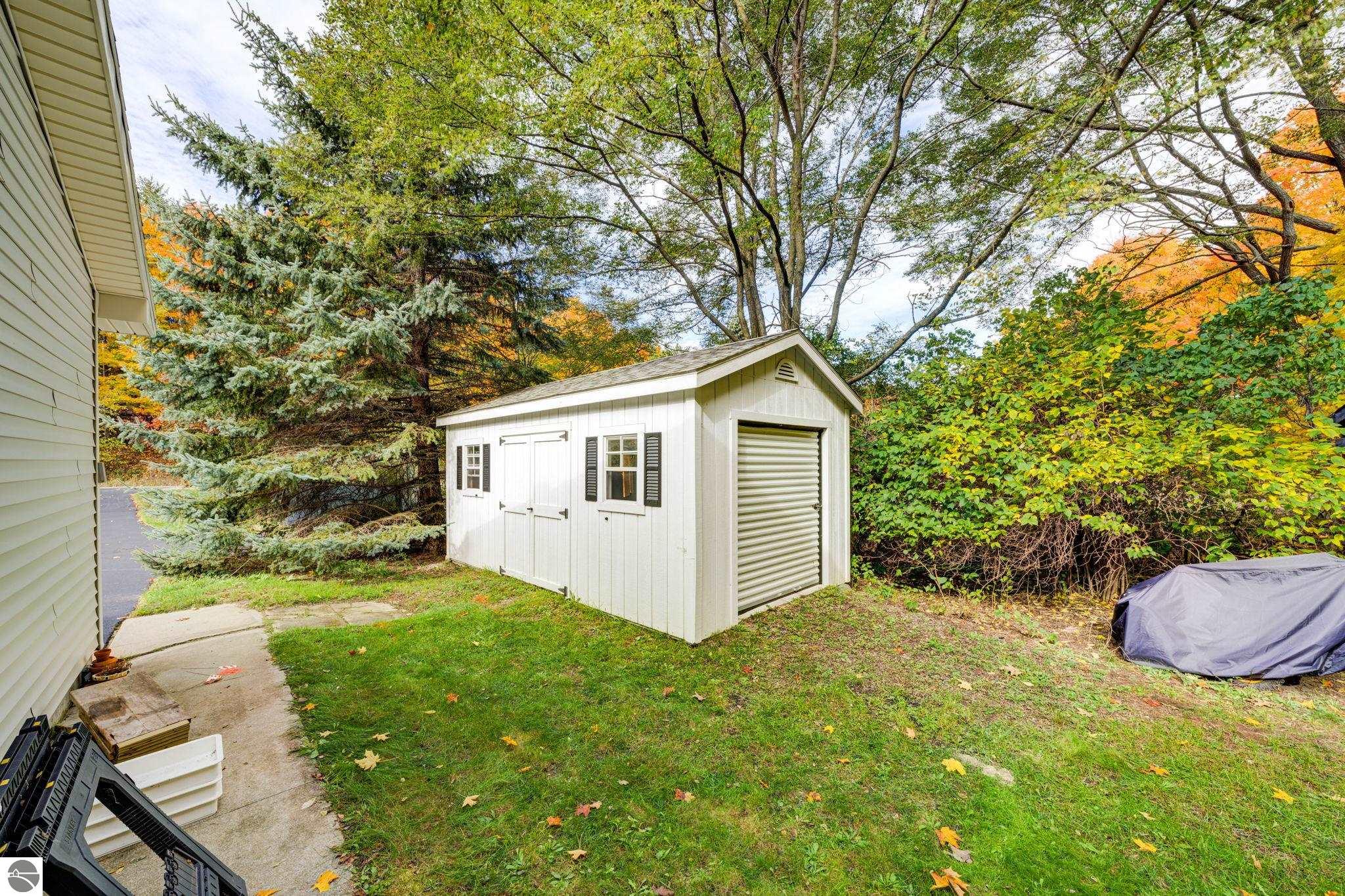 9144 E Hoxie Road