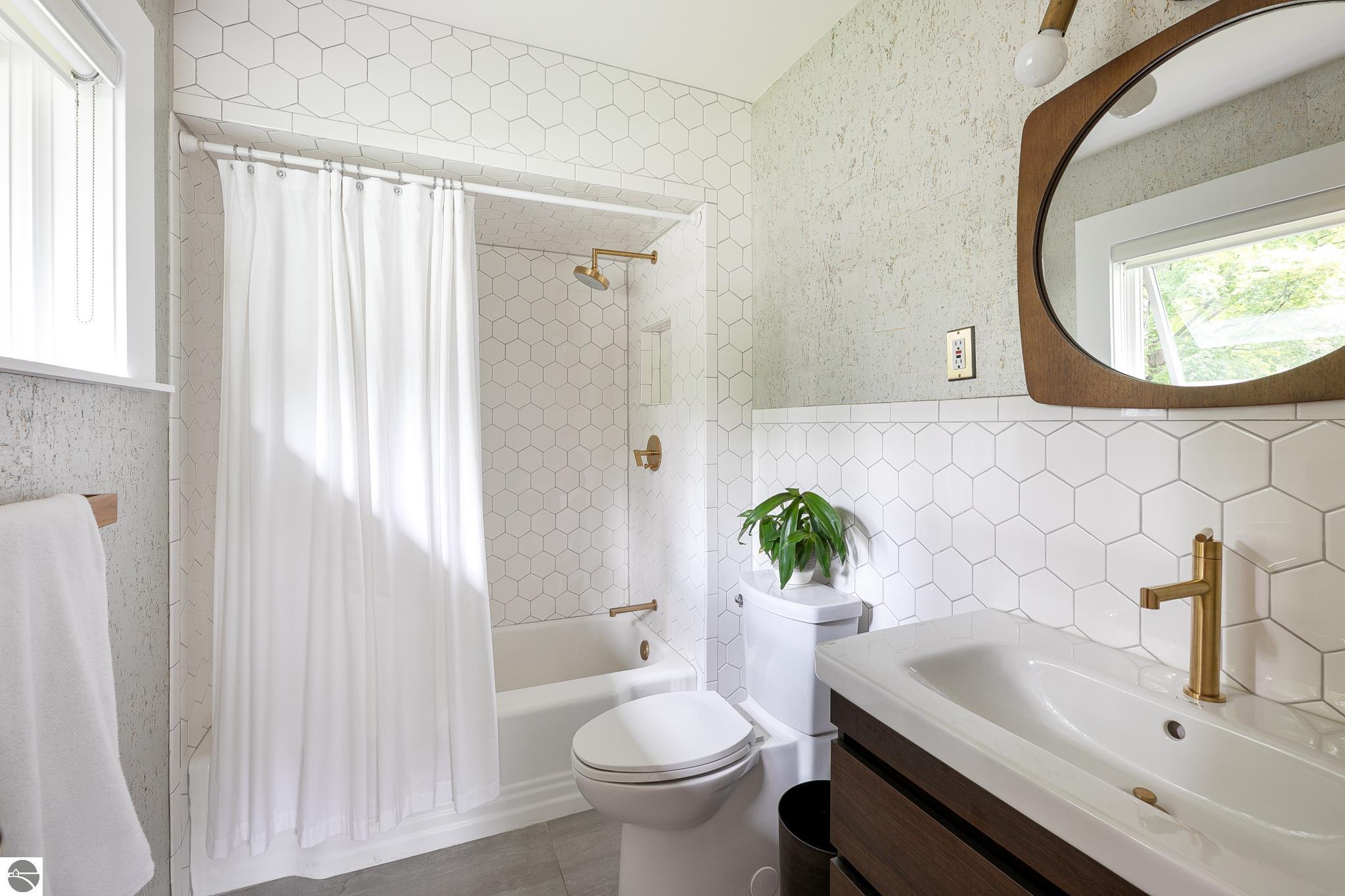 604 Sixth Street, Traverse City