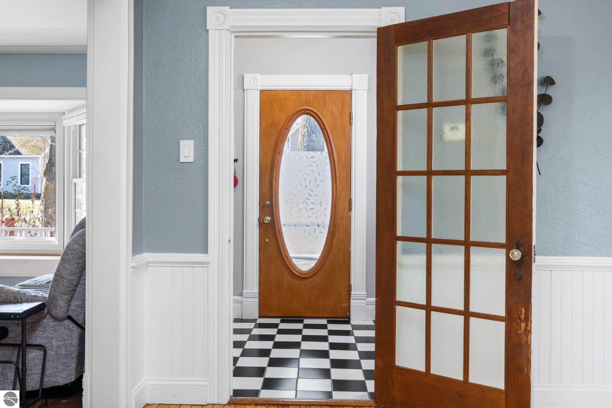 863 Washington Street