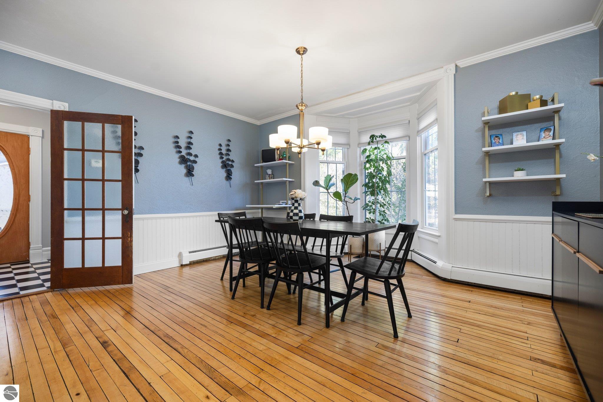 863 Washington Street