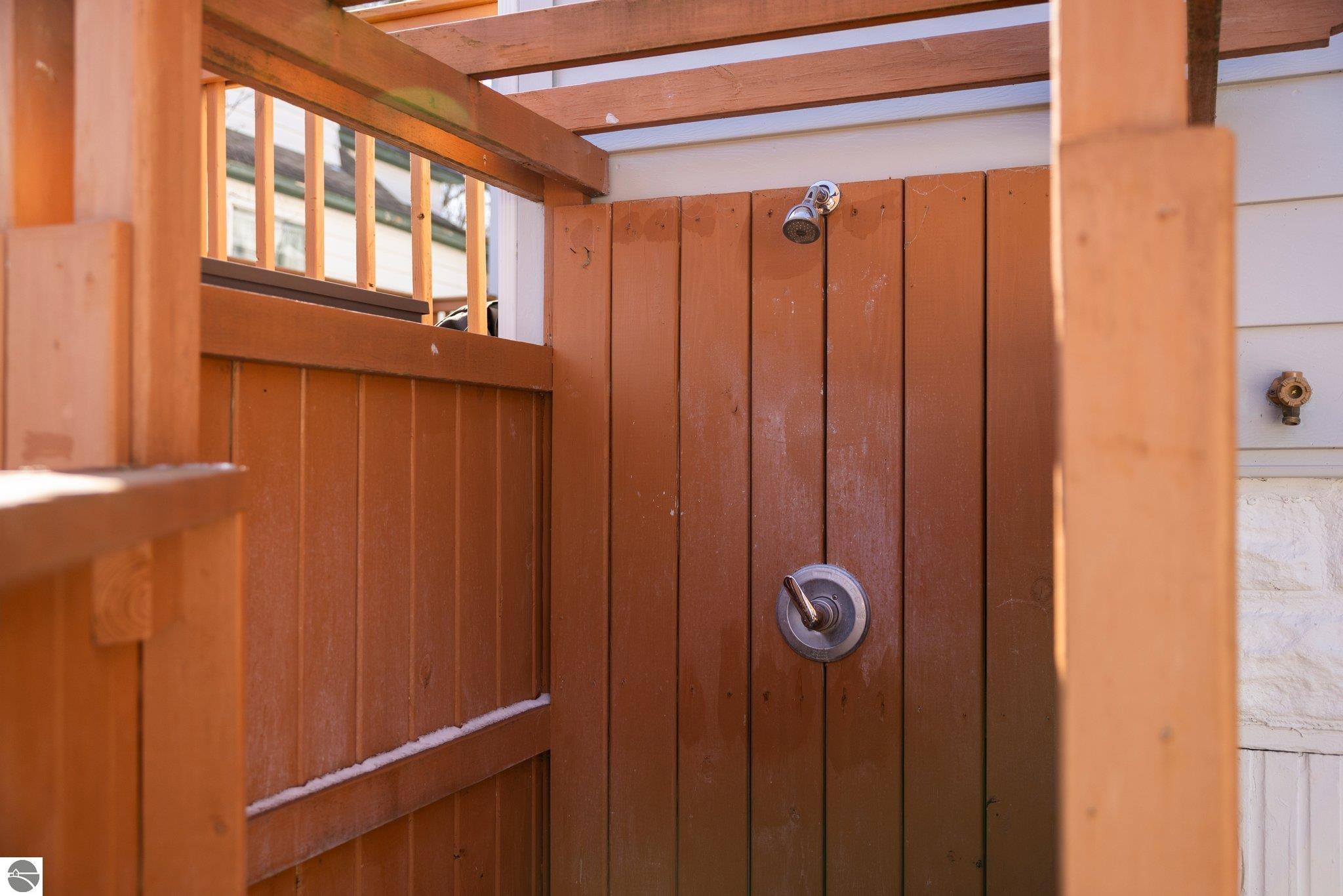 863 Washington Street