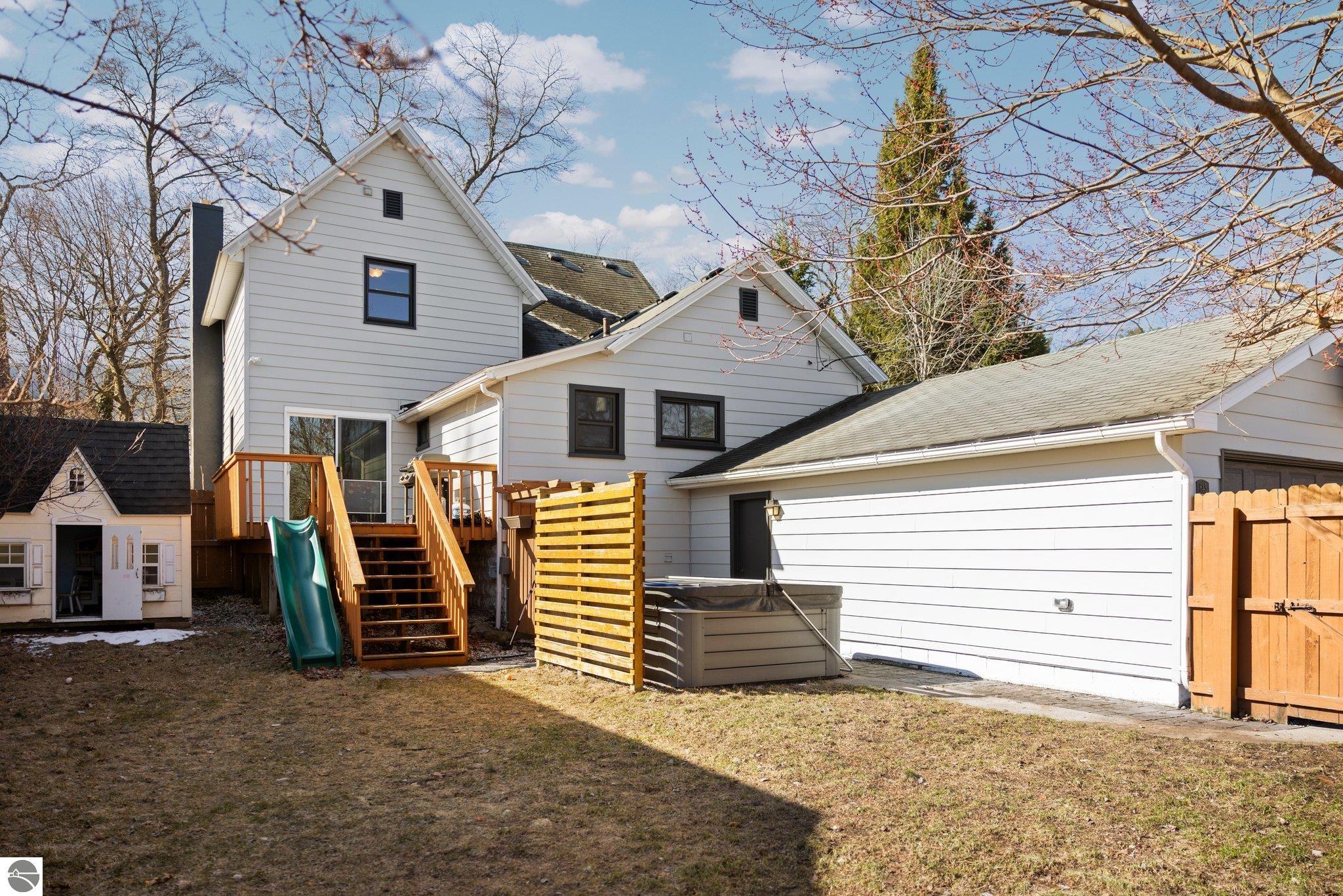 863 Washington Street