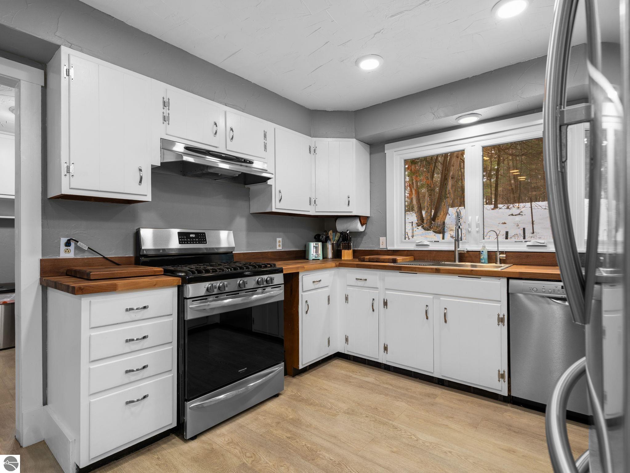 7787 East Shore Road