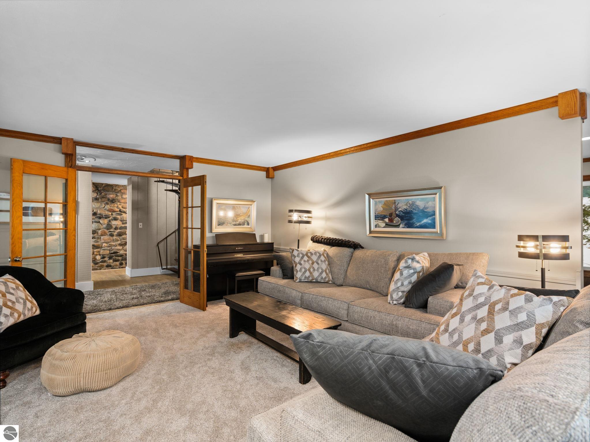 7787 East Shore Road