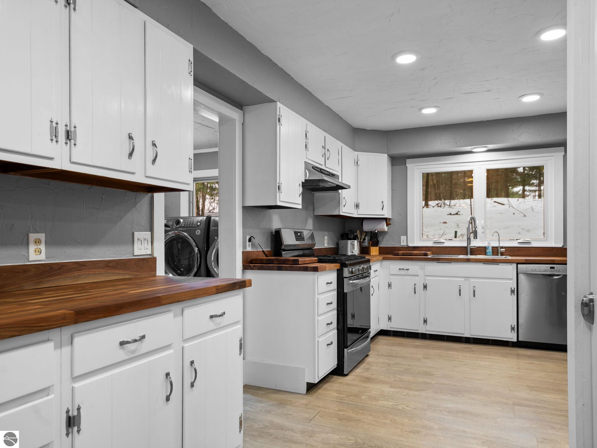 7787 East Shore Road