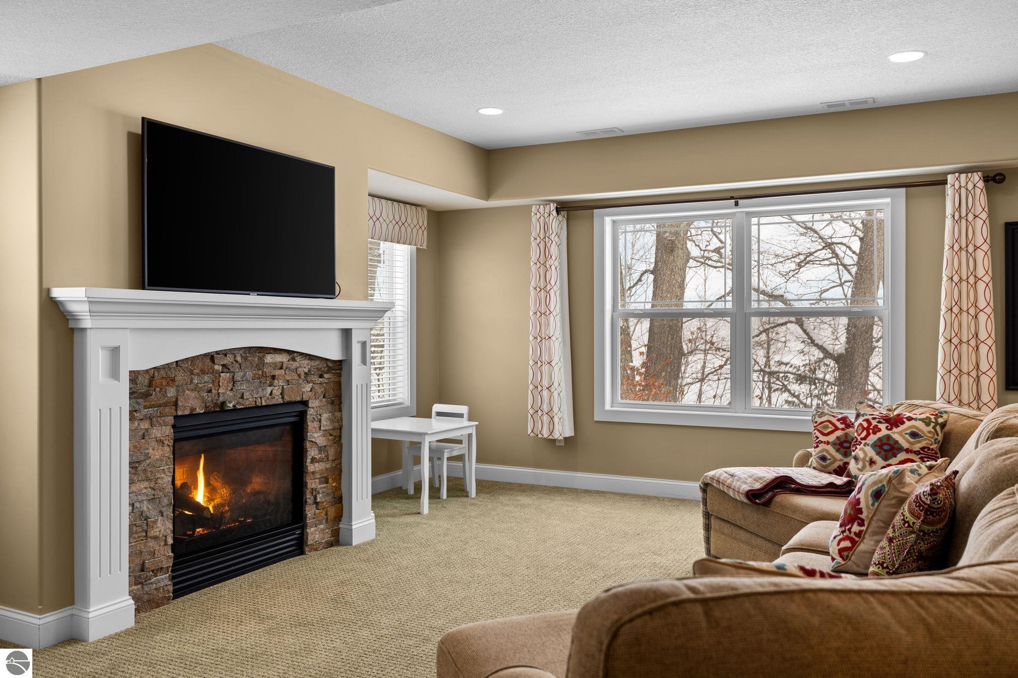 3149 Lake Meadows Circle