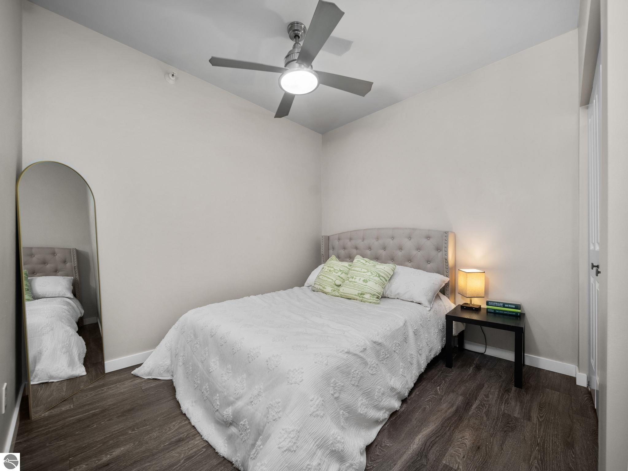 619 E Eighth Street # 10