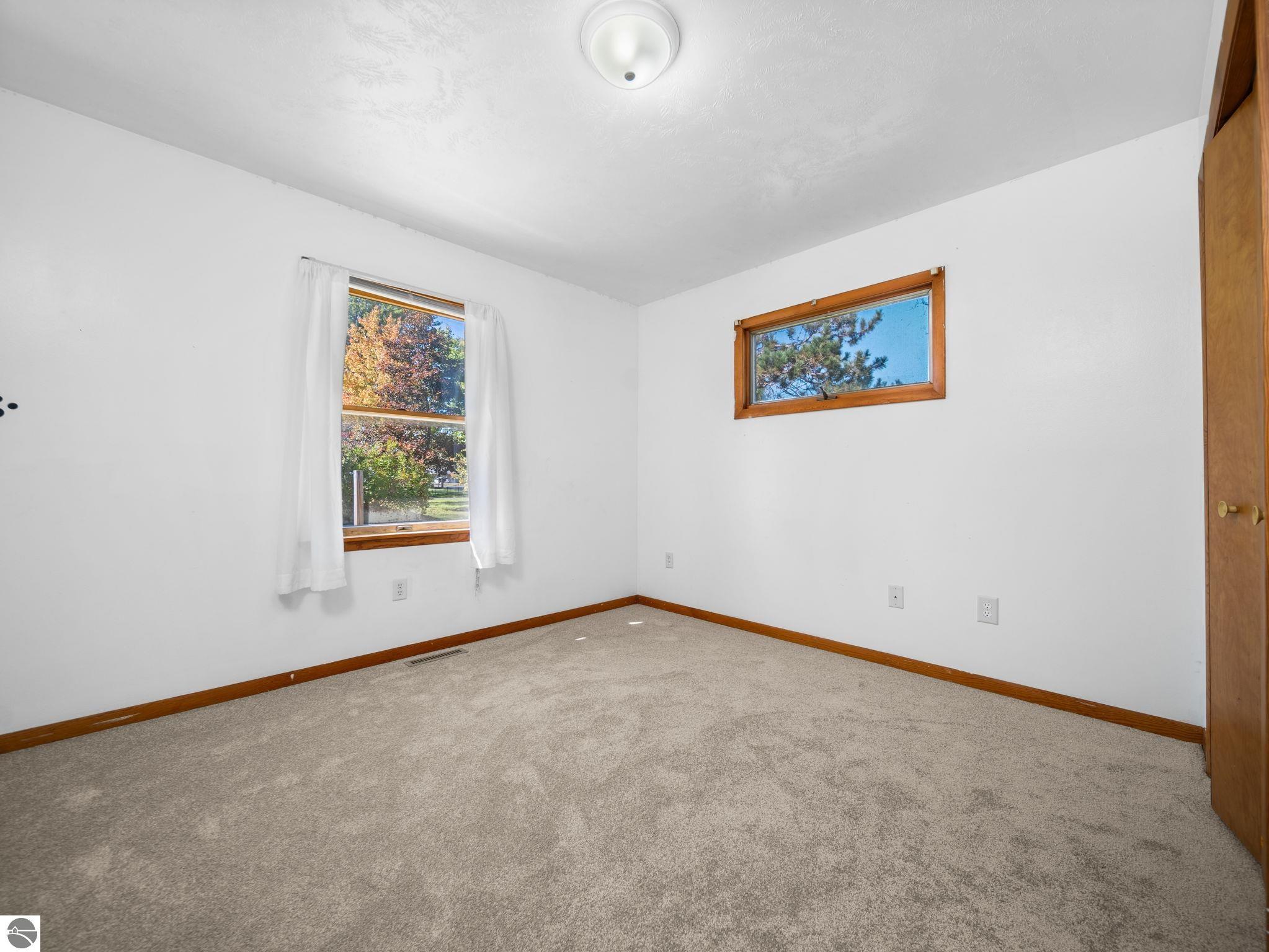 1800 Fairfield Drive