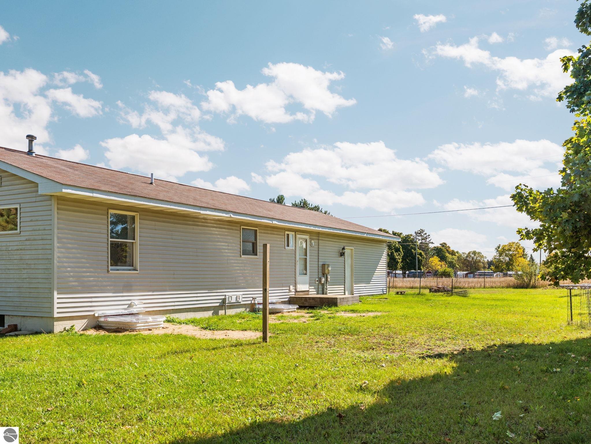 1800 Fairfield Drive