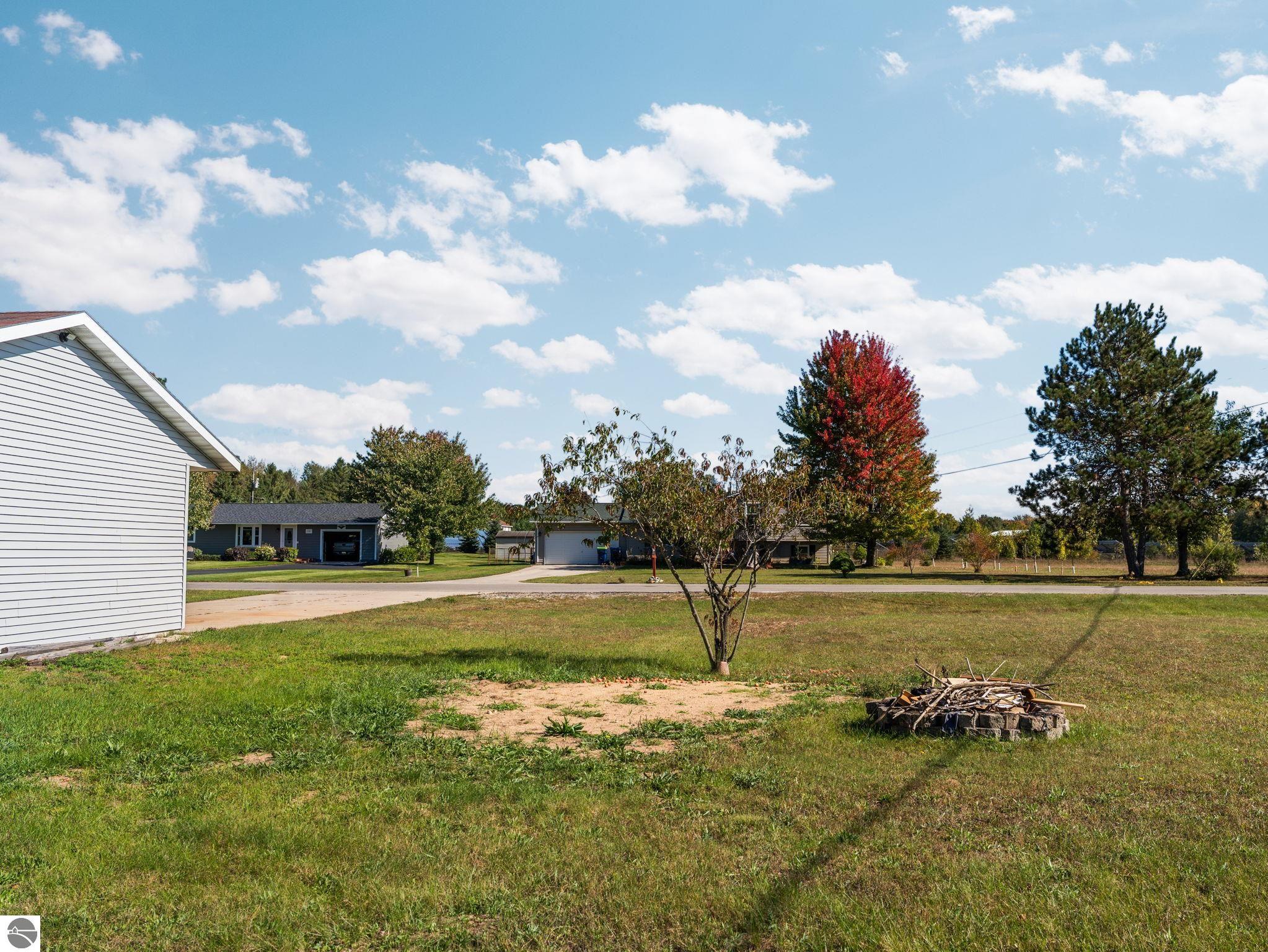 1800 Fairfield Drive