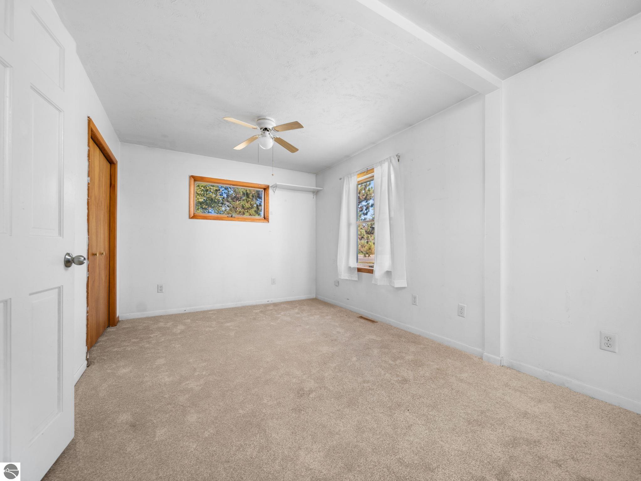 1800 Fairfield Drive