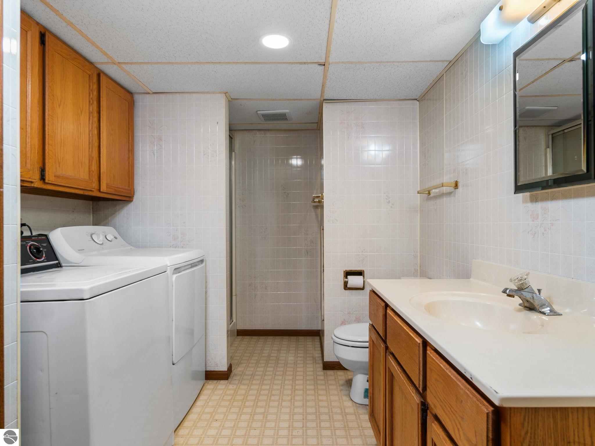 1800 Fairfield Drive