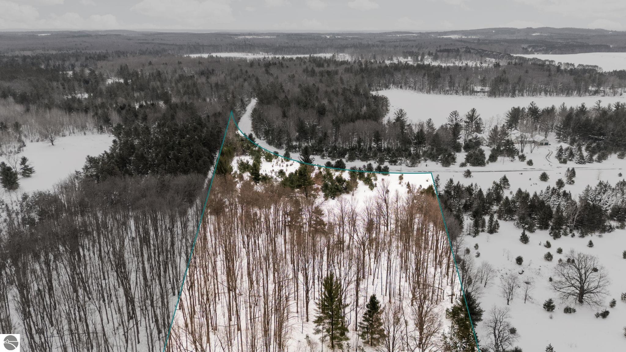 323 SE Blue Heron Drive