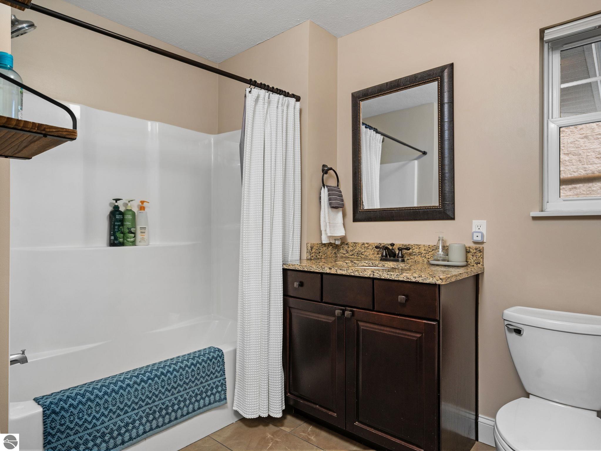 143 E Eighth Street # 103