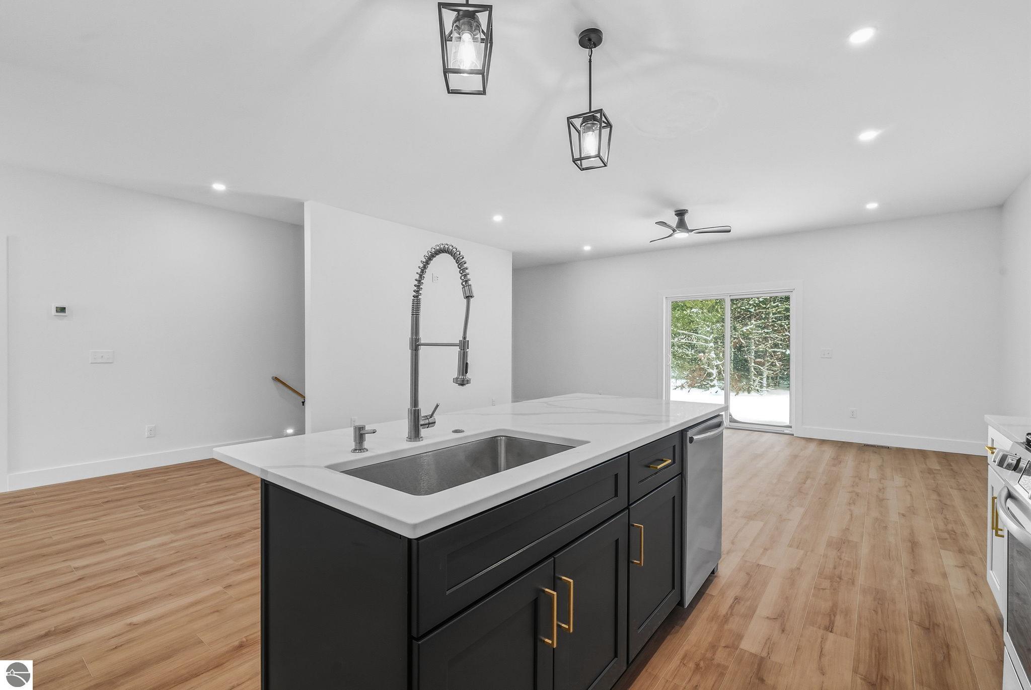 6460 Jeffrey Place
