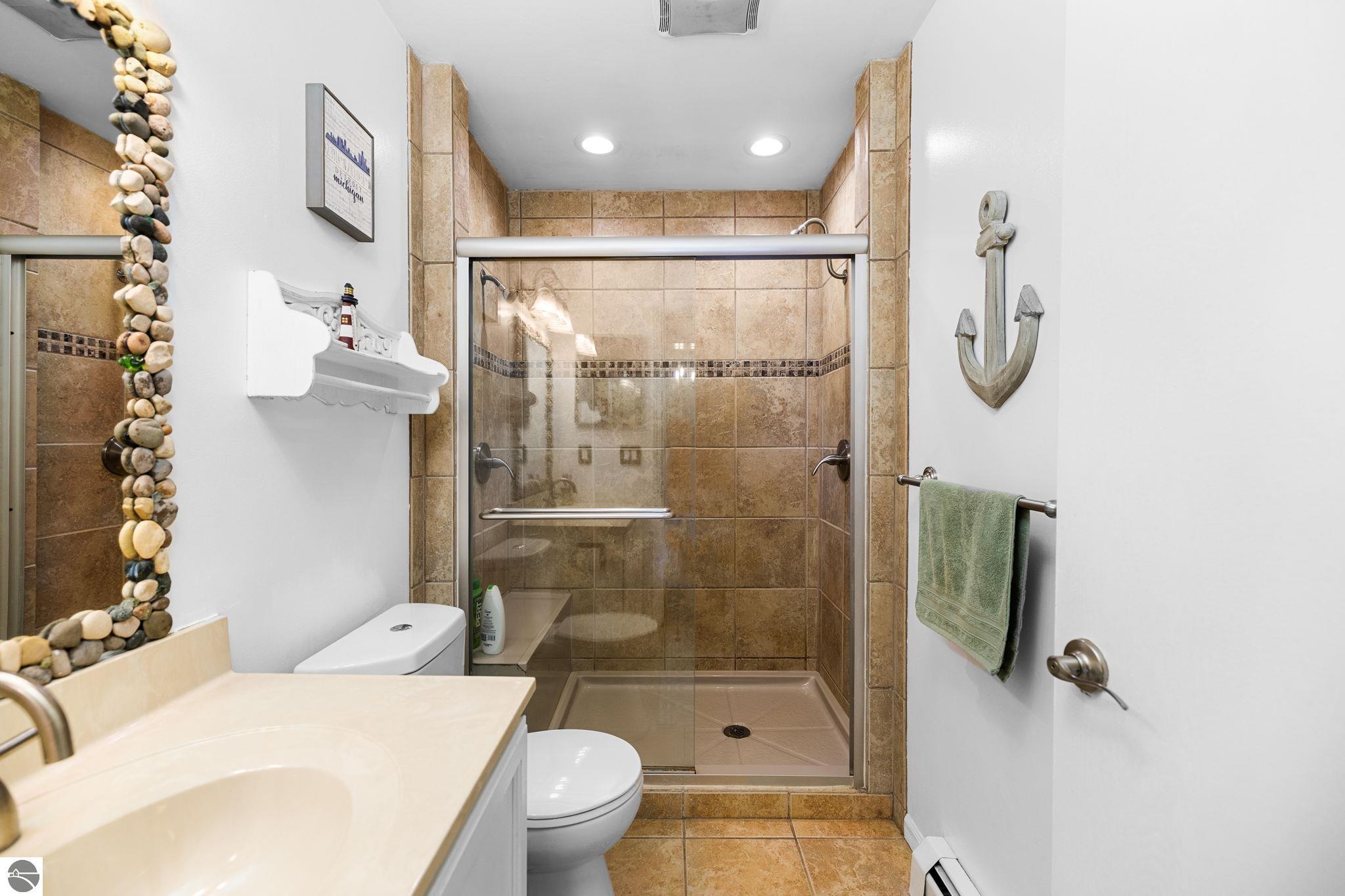 4029 E Shore Drive NE # 3