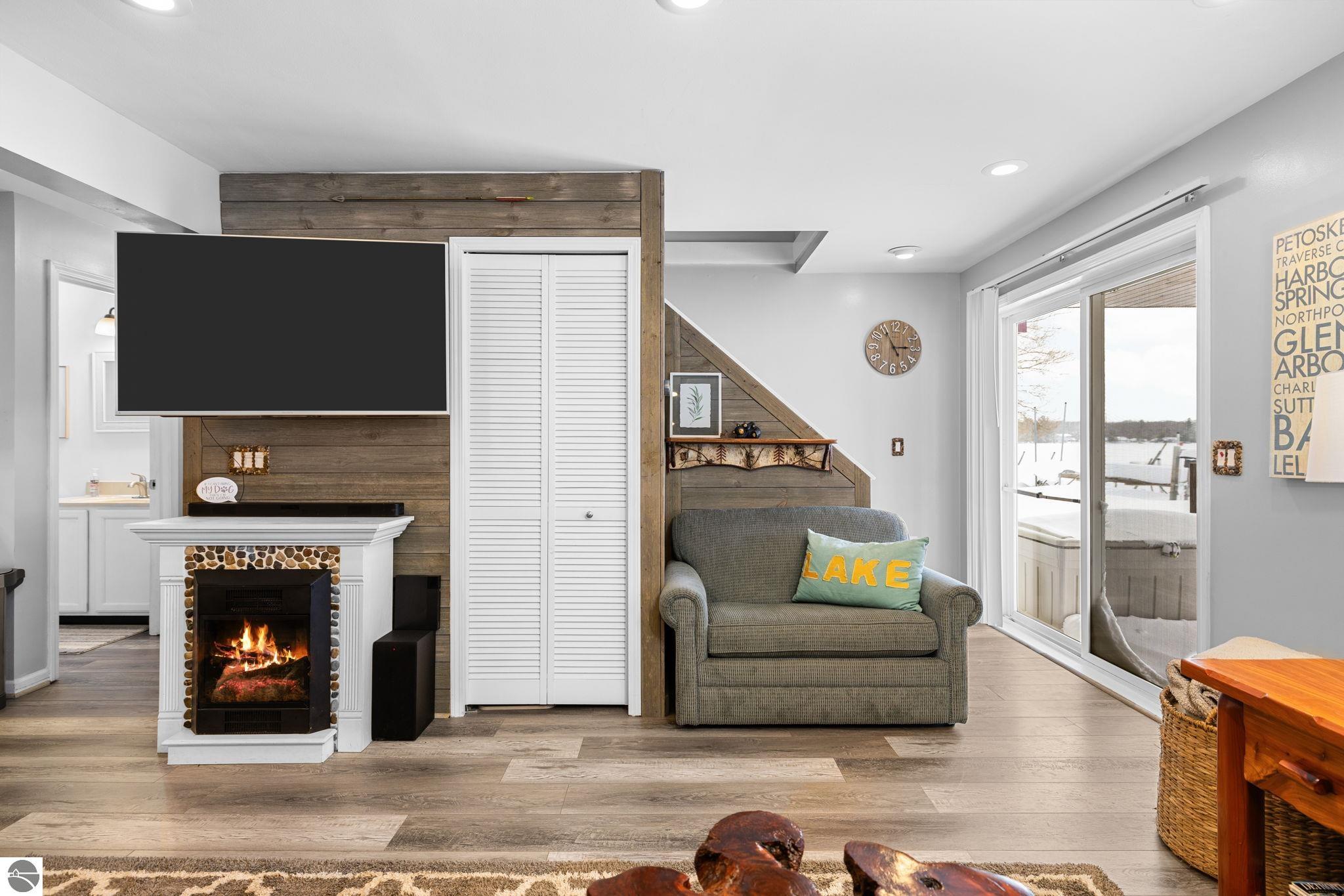 4029 E Shore Drive NE # 3