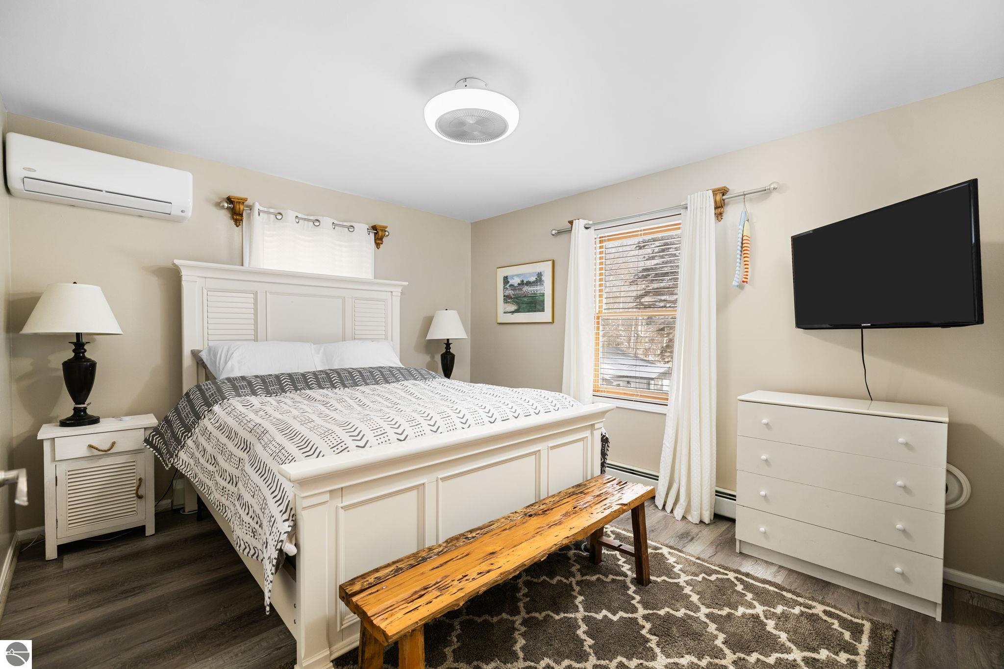 4029 E Shore Drive NE # 3