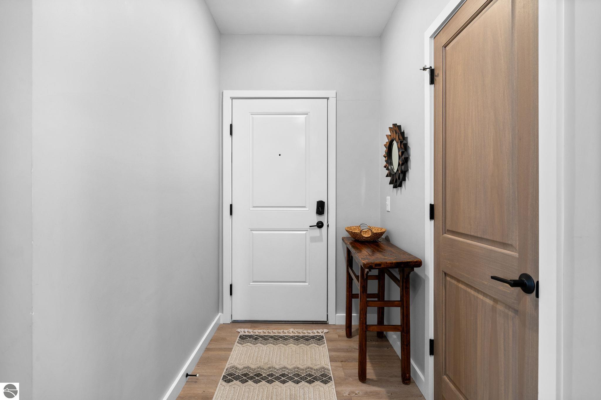 225 E Seventeenth Street # 3C