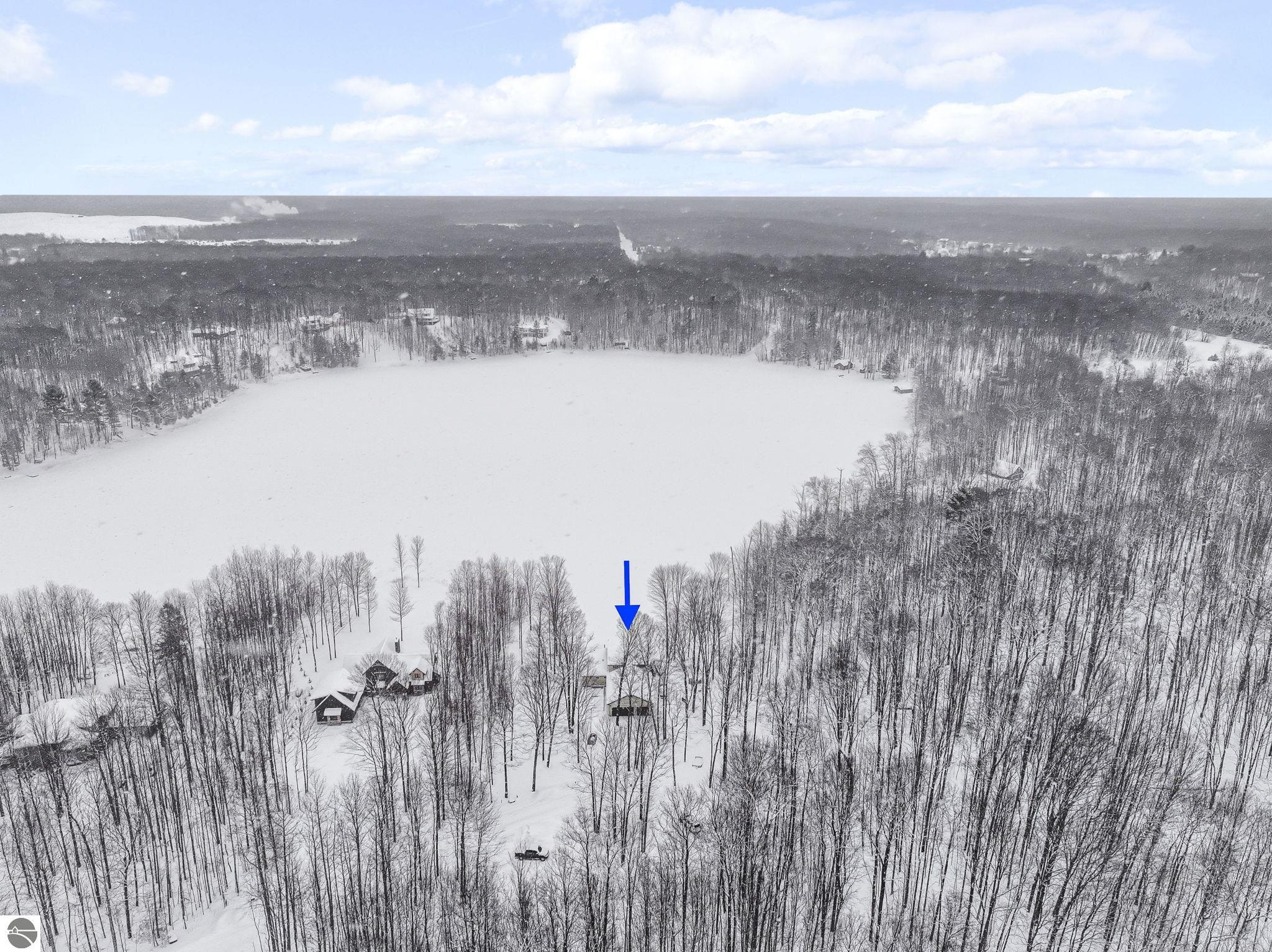 420 W Beech Bark Trail