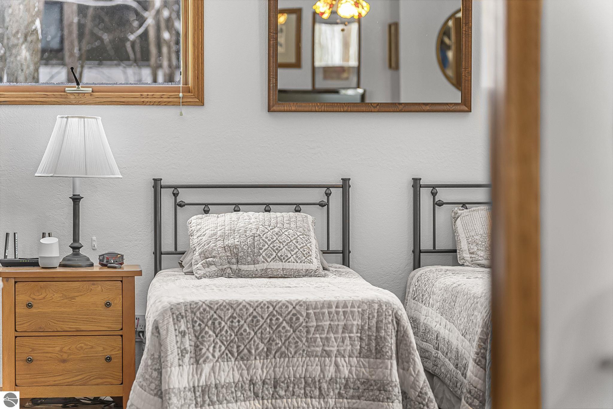 420 W Beech Bark Trail