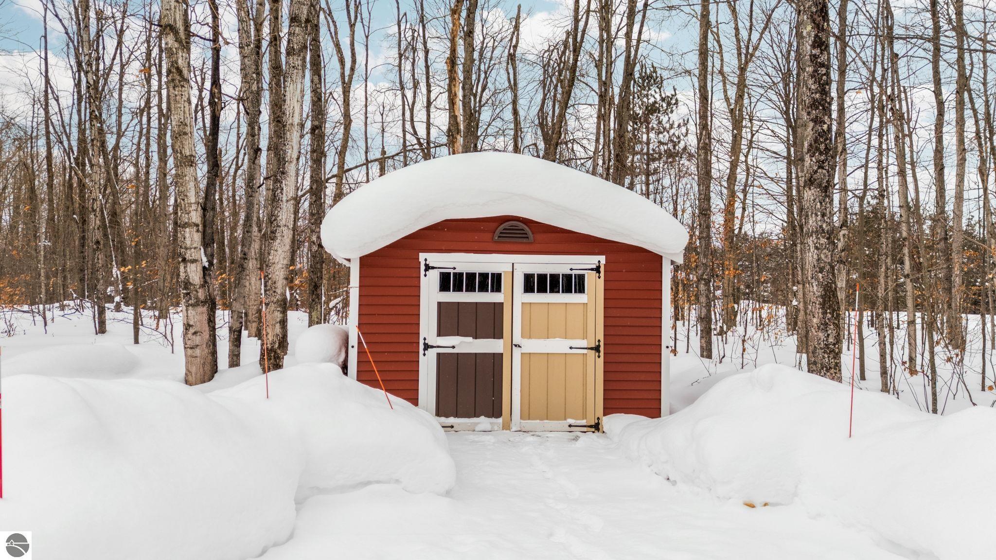 2620 Peregrine Drive