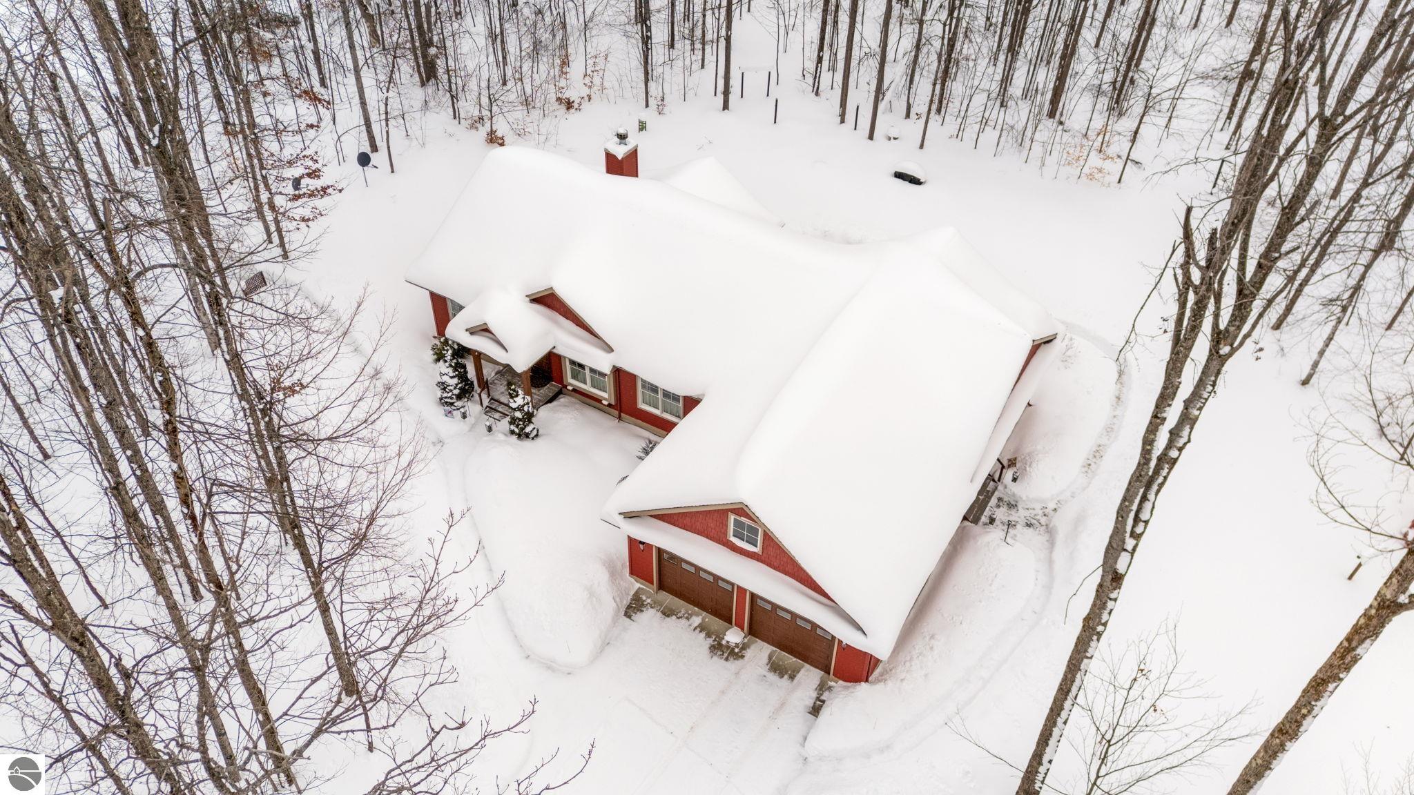 2620 Peregrine Drive