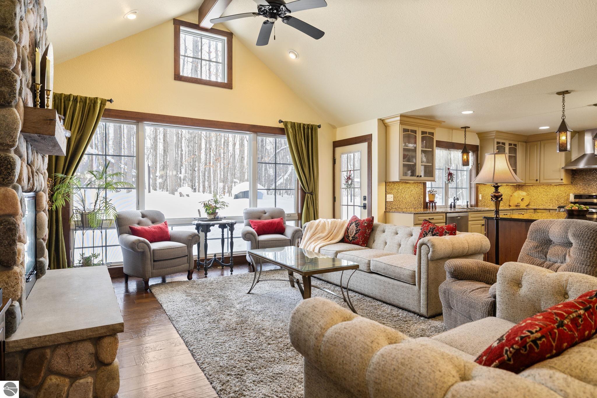 2620 Peregrine Drive