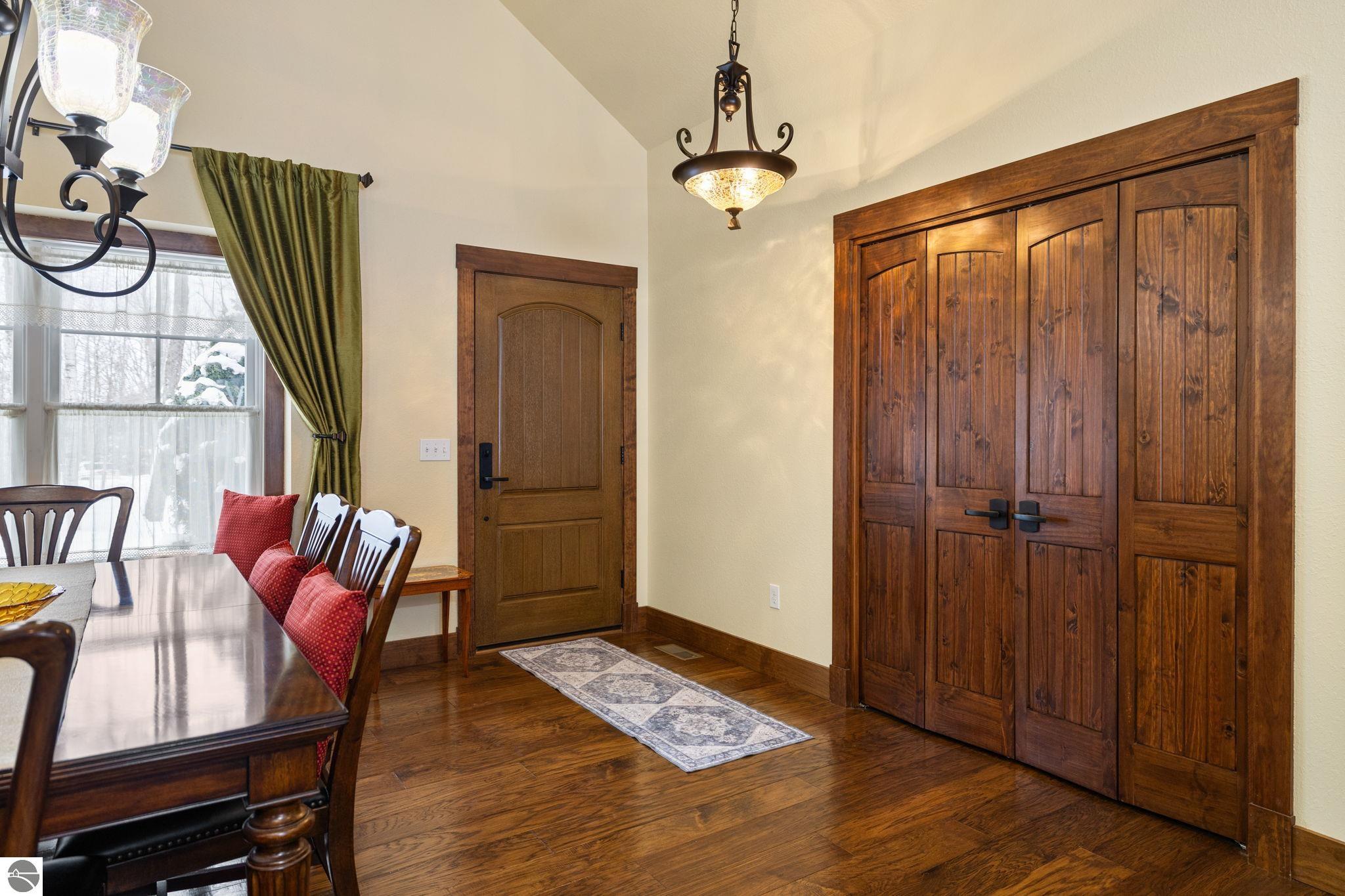 2620 Peregrine Drive