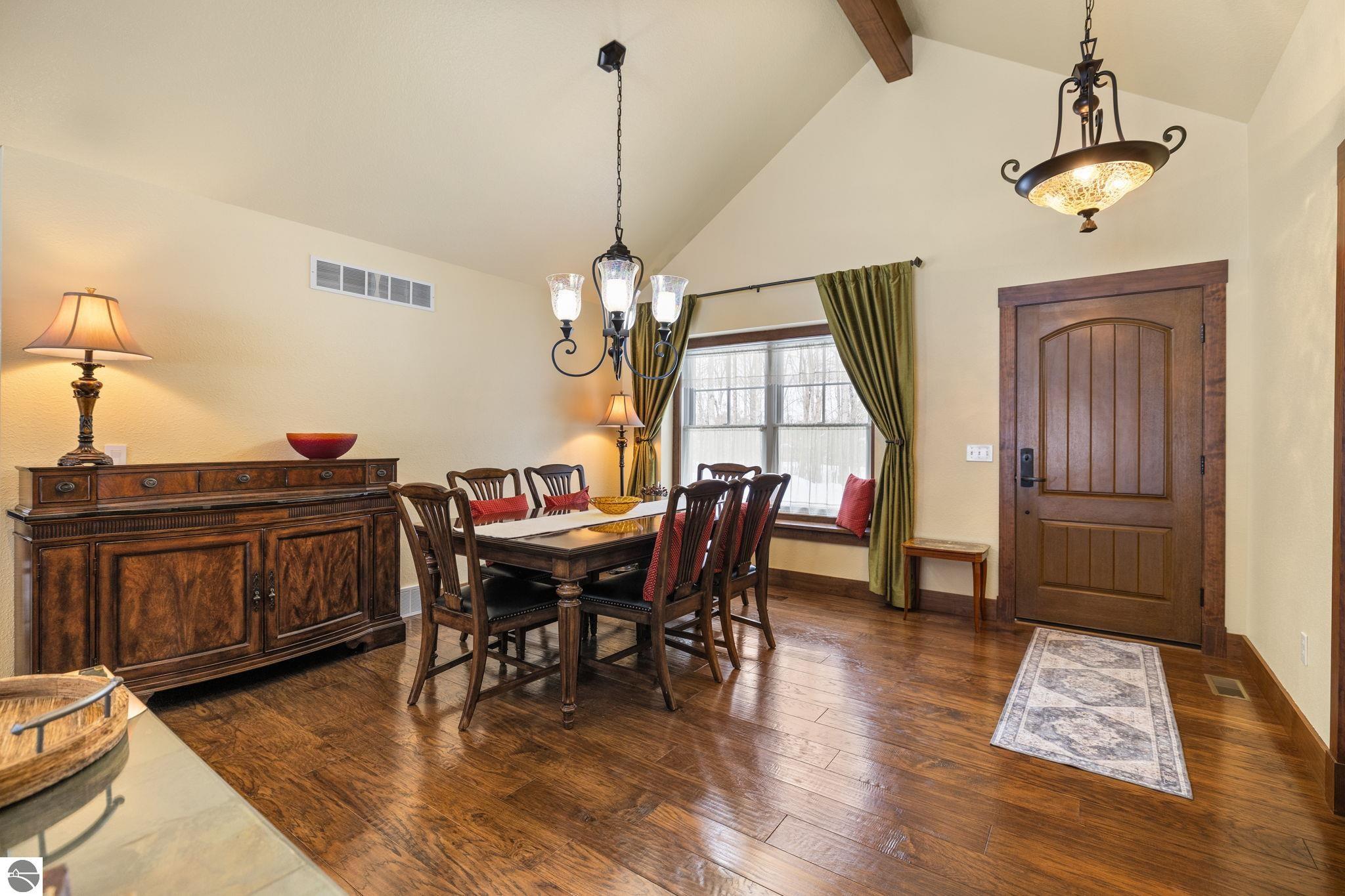 2620 Peregrine Drive