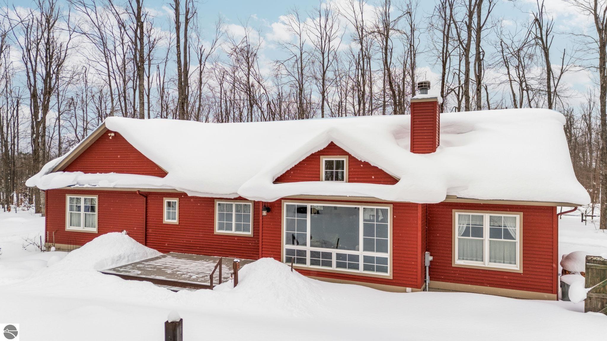 2620 Peregrine Drive