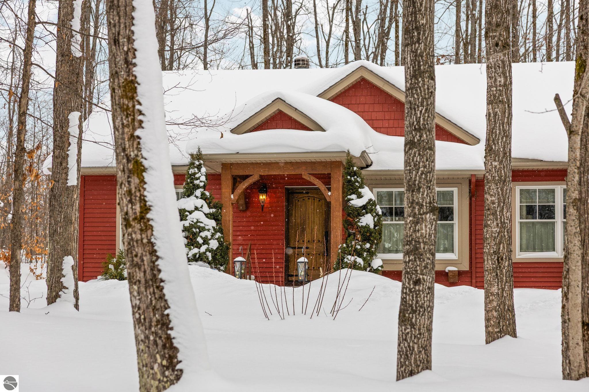 2620 Peregrine Drive